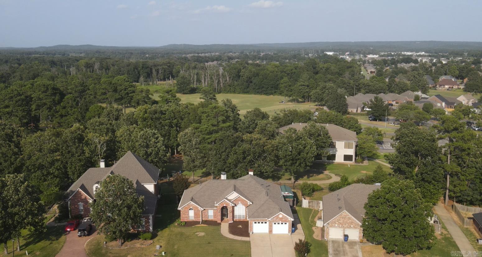 COUNTRY CLUB OF ARK THE - Residential