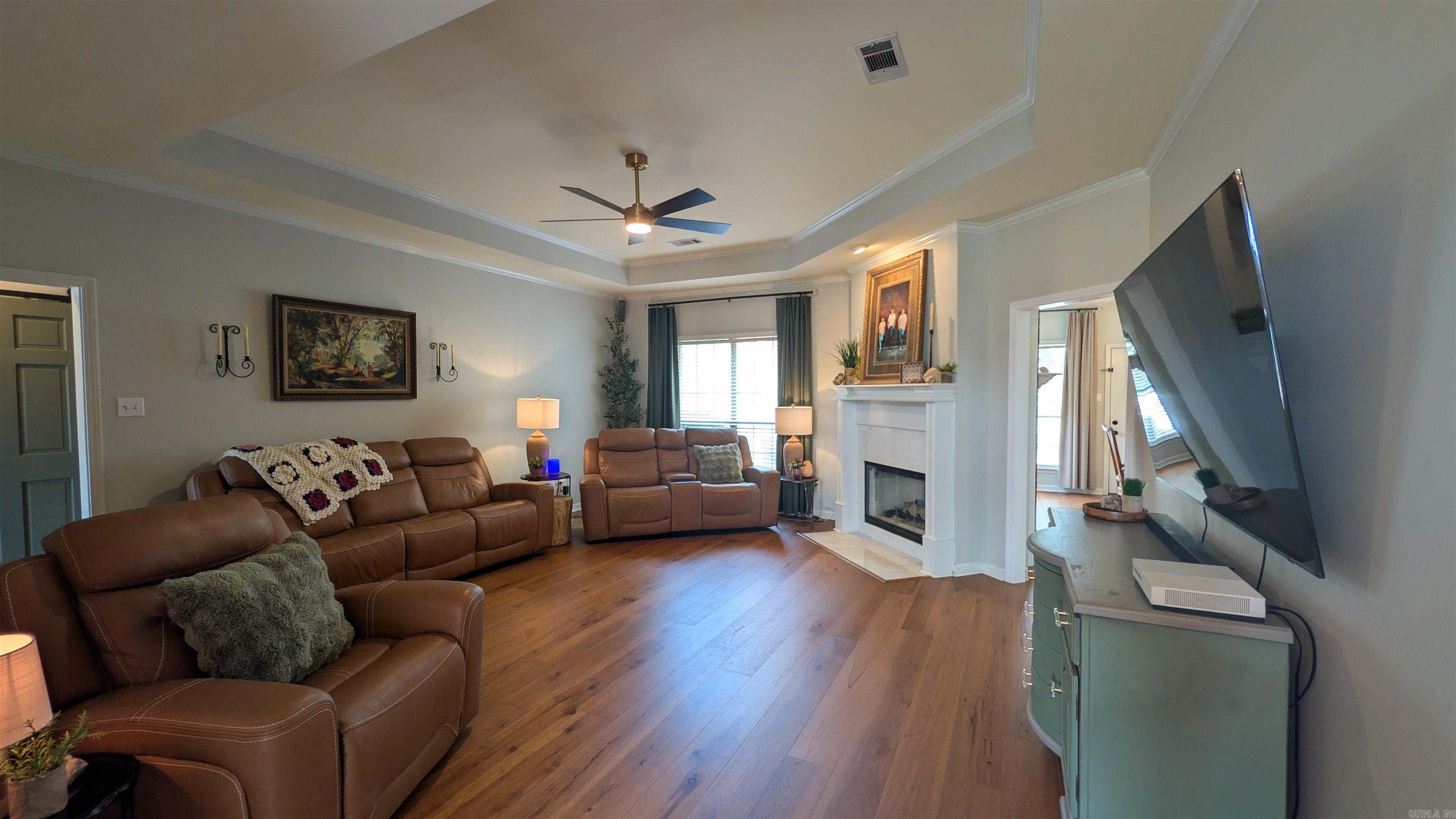 COUNTRY CLUB OF ARK THE - Residential