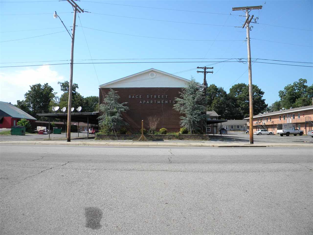 62 units across the street from Harding University . The complex is made of 4 building built at different times. There is 51 two bedroom unit ,9 one bedroom unit and 2 3 bedroom ( 2 bed with office)units. There is 7+/- units with washer and dryers and a unit that is a laundry mate that is in need of some work but is great potential income.  The units range from great condition with granite to studded walls only. The is covered parking on 23 units . As of 7/1/2018 there is 27 occupied units.
