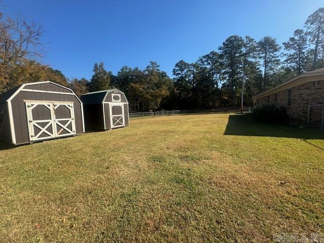 Moores Country Club - Residential