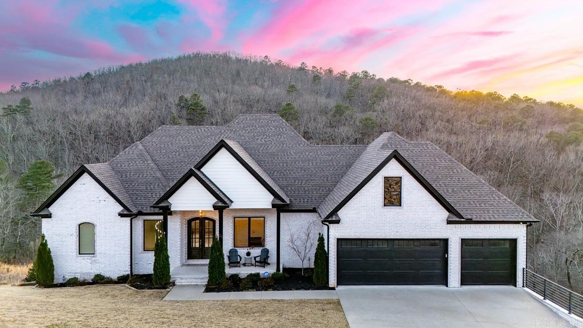 CHENAL VALLEY FALSTONE COURT - Residential