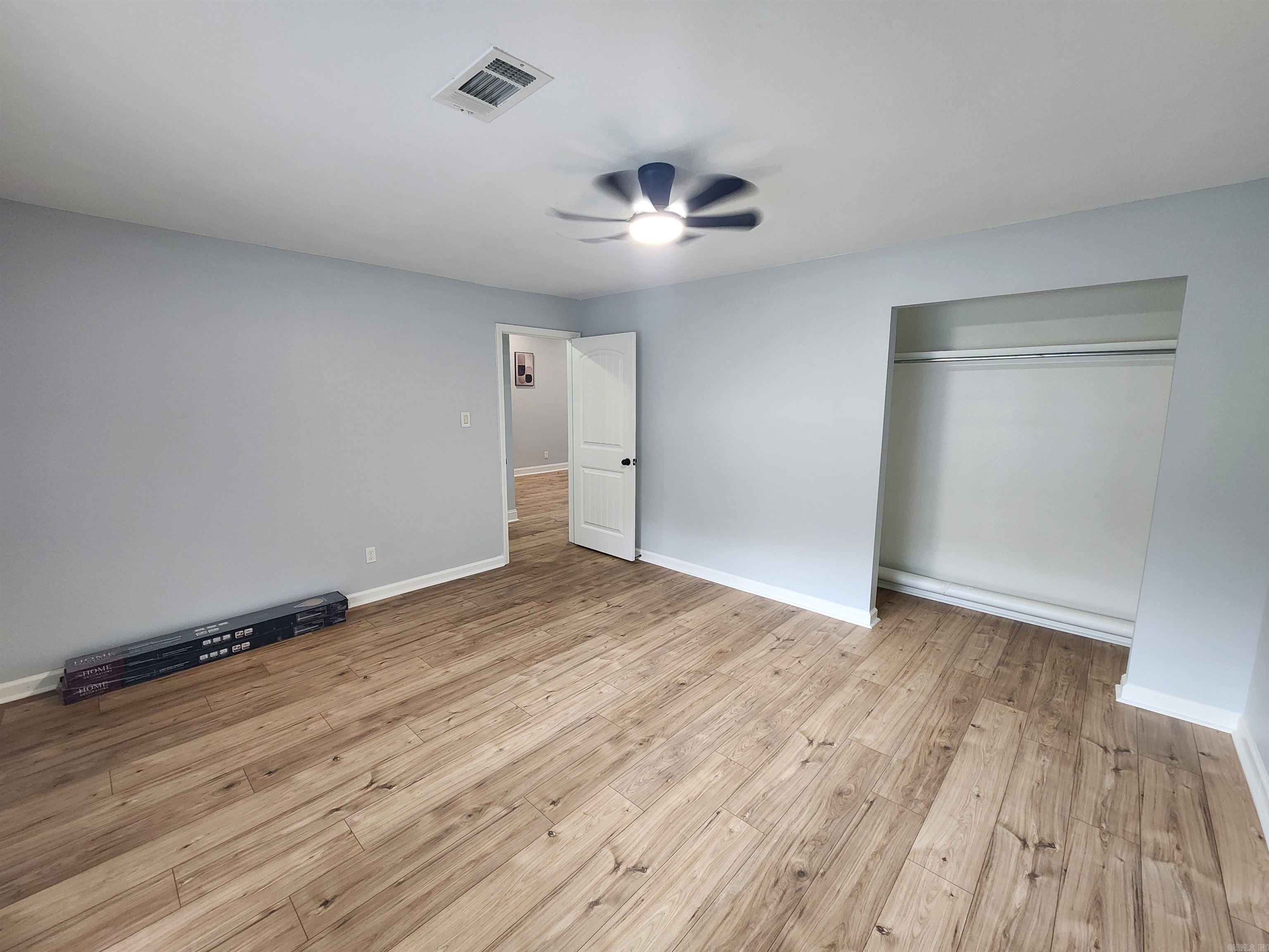 ARCHWOOD MANOR - Residential