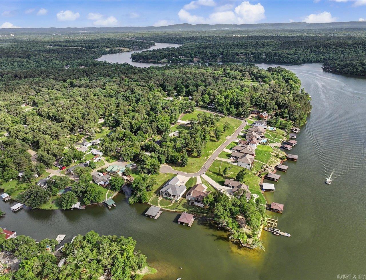 Oakridge Lake Estates - Residential