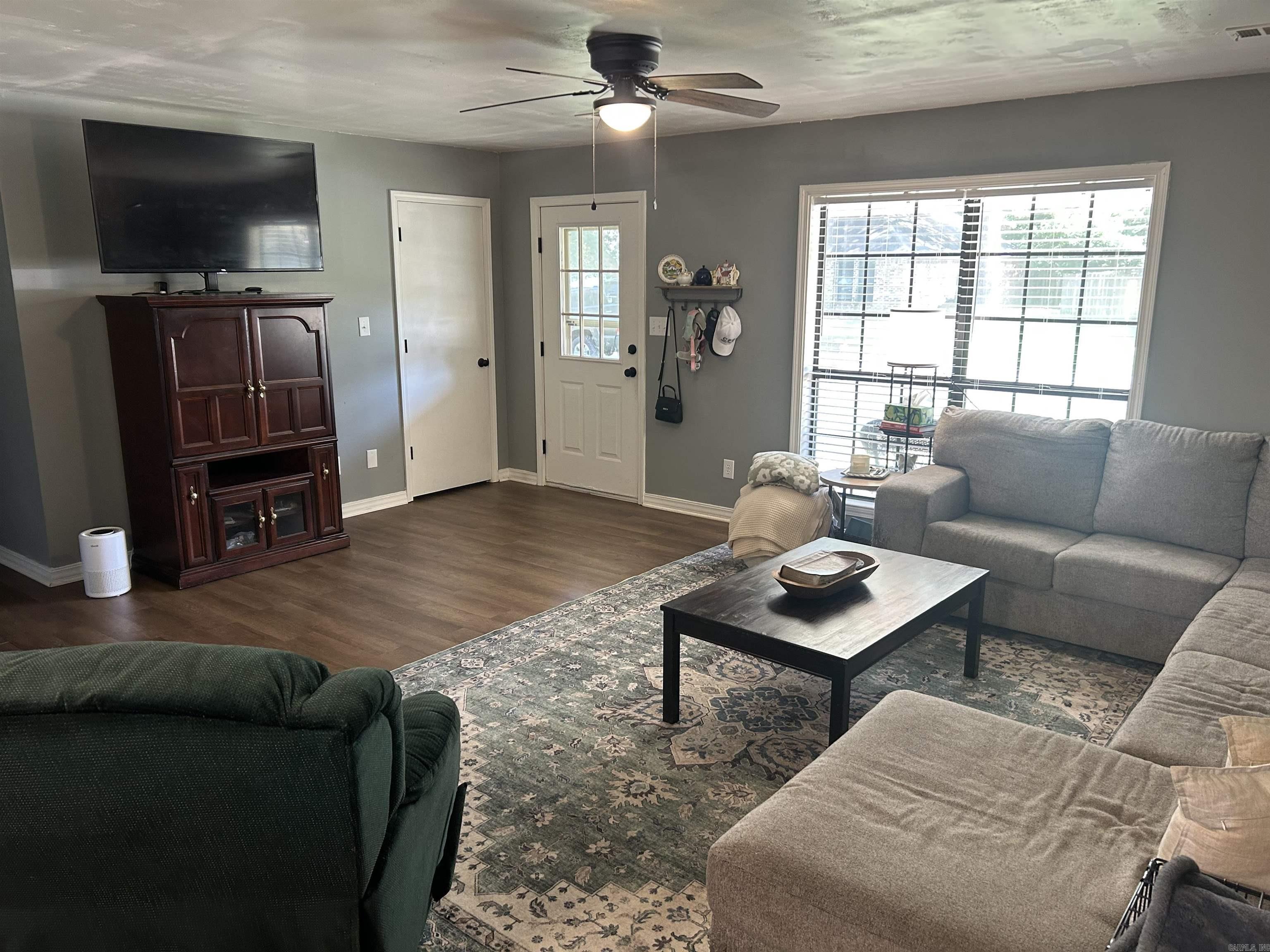 MAGNOLIA POINT - Residential