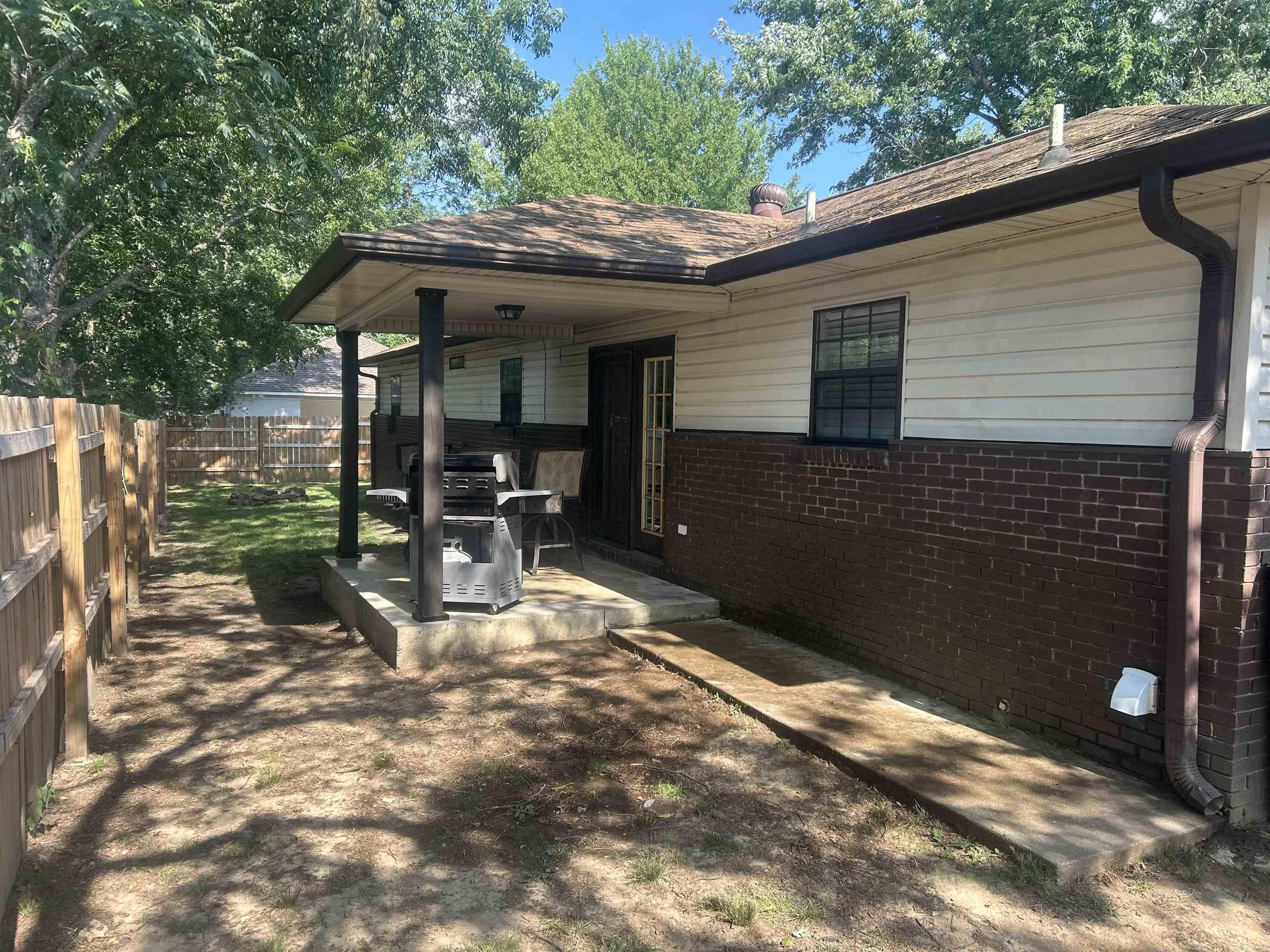 MAGNOLIA POINT - Residential