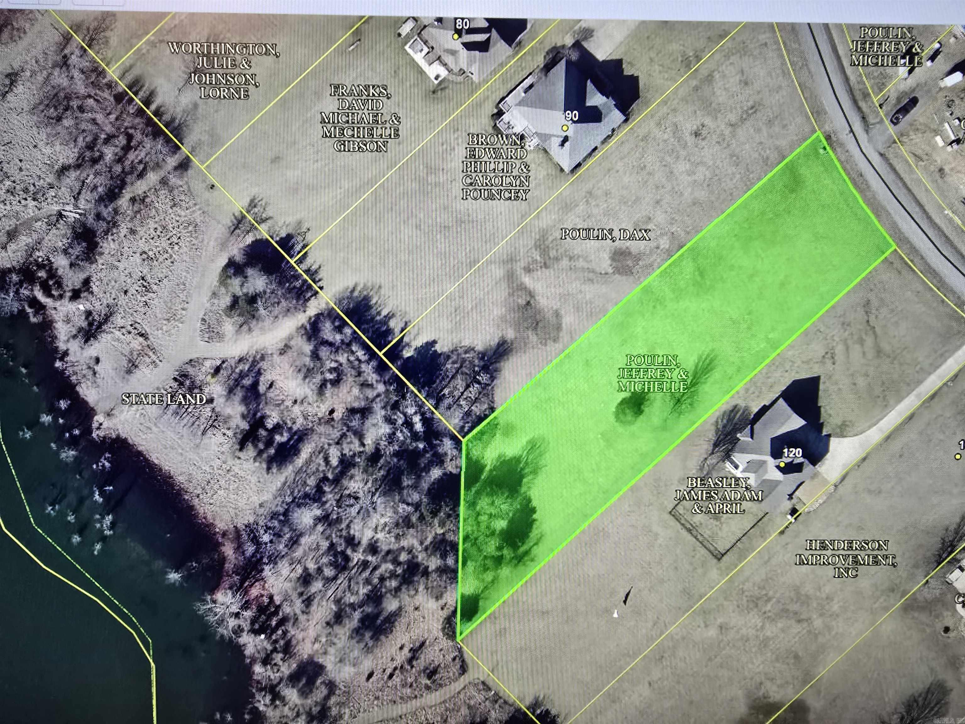 Looking to build on the Lake at Greers Ferry and walk out to the water for your newretreat home .... This is the perfect lot to build on. Private gated community with Amazing views & Beautiful neighborhood with upscale homes. Short distance to Narrows Marina and Shiloh Marina. Close to many family activities and restaurants too!  Lot 10 is available if you are looking to build a bigger home and need the extra room as well as lot 36 across the street is also available.