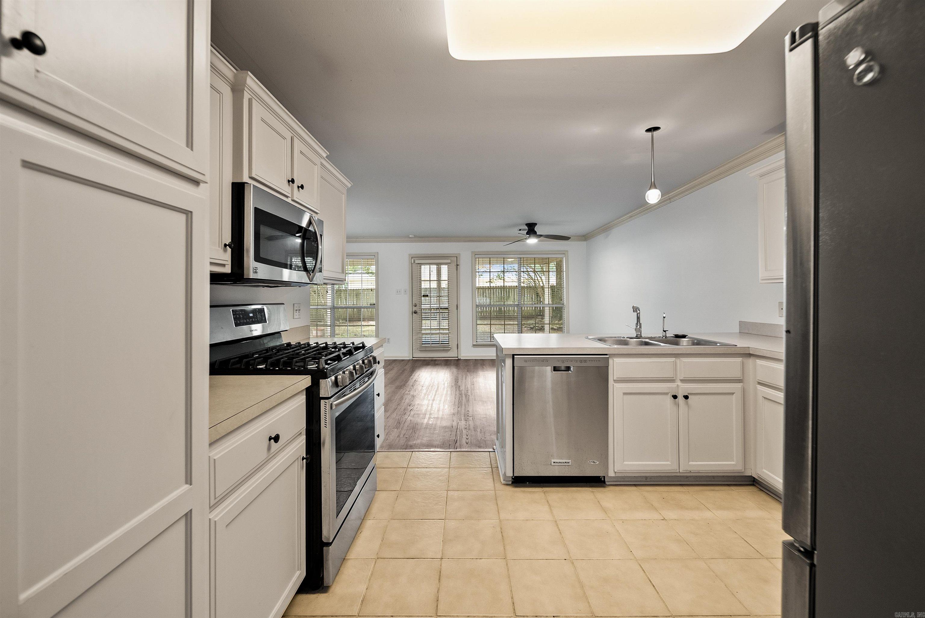 CHARLESTON HEIGHTS ADDN - Residential