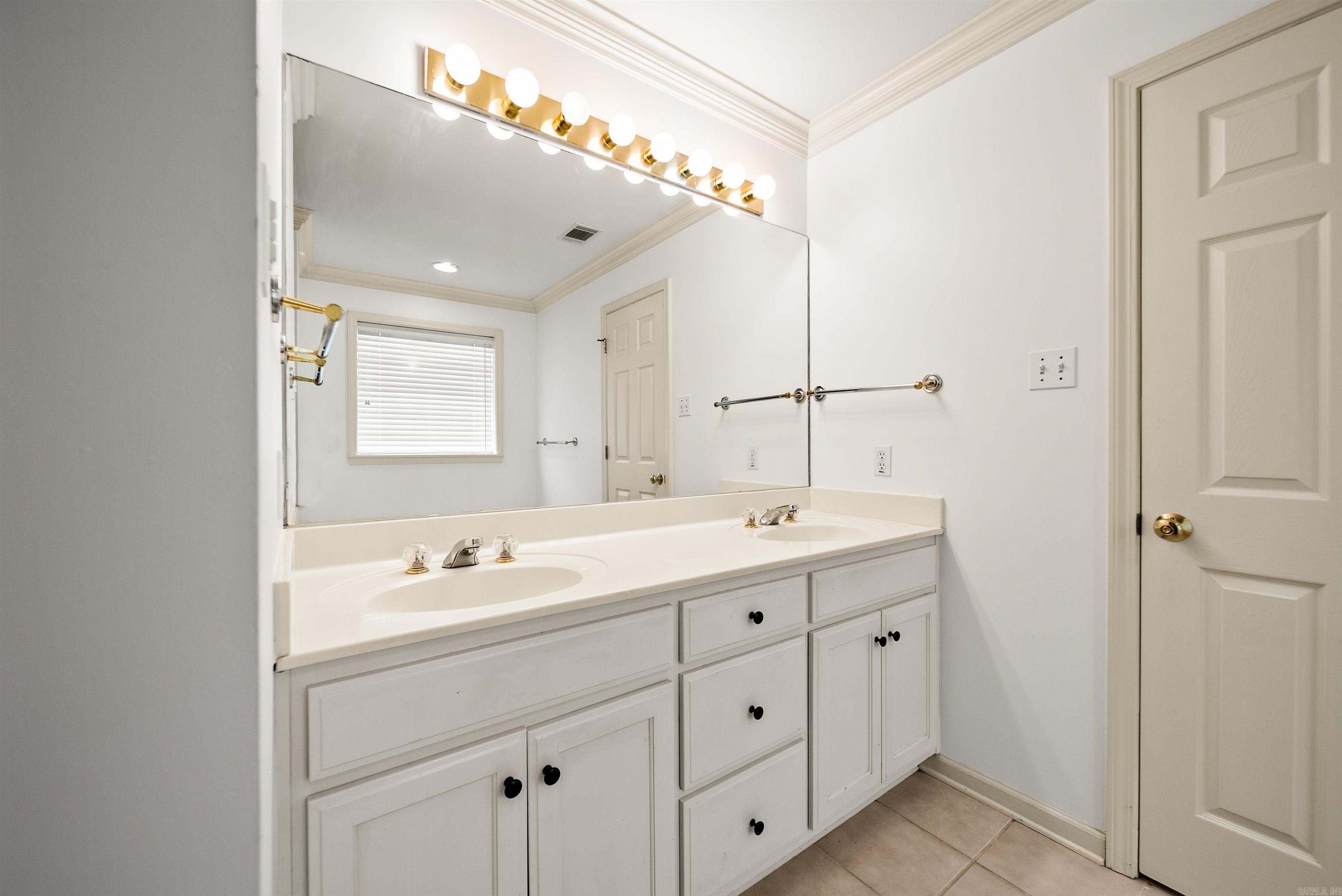 CHARLESTON HEIGHTS ADDN - Residential