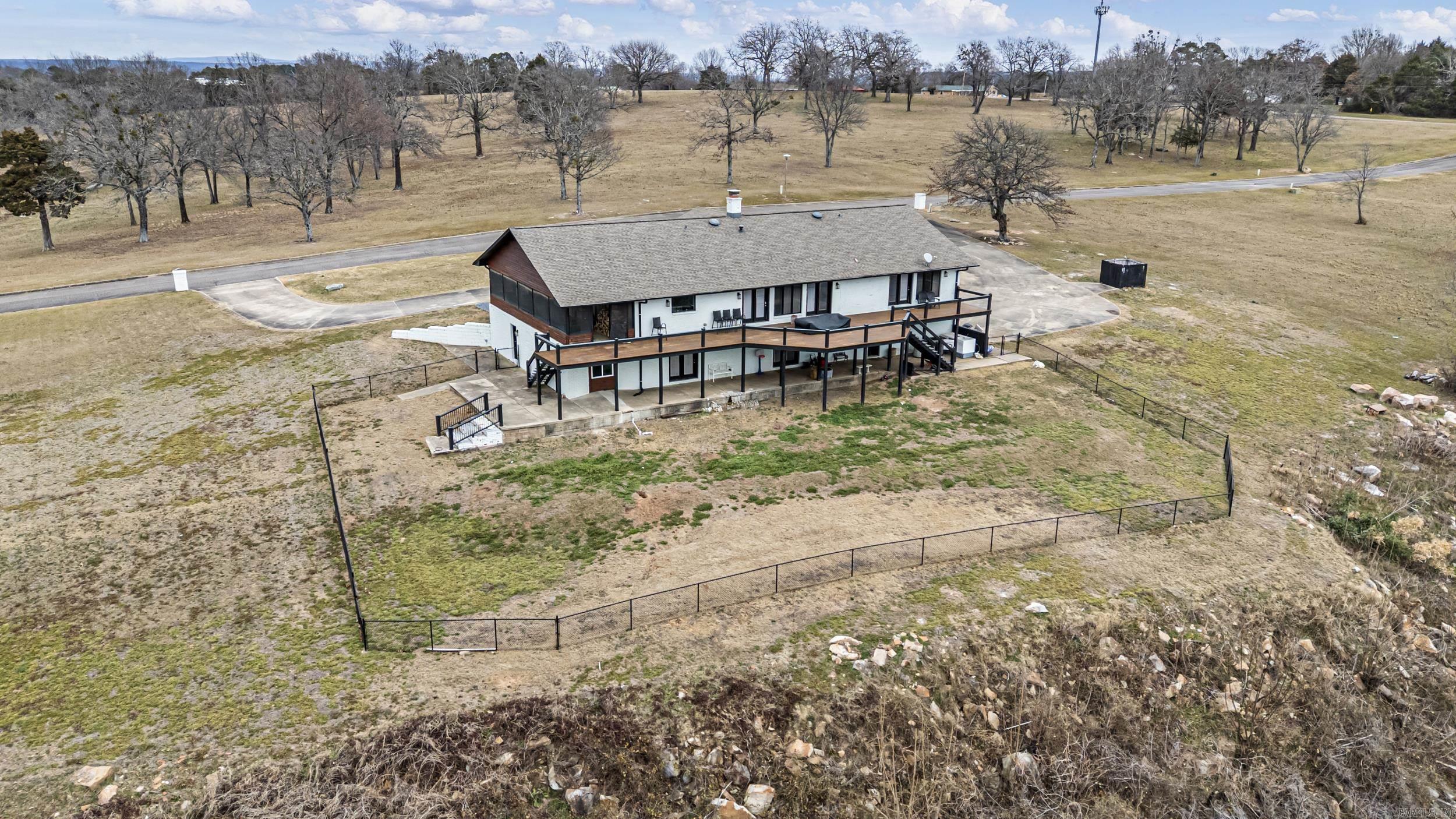SUMMIT ESTATES - Residential