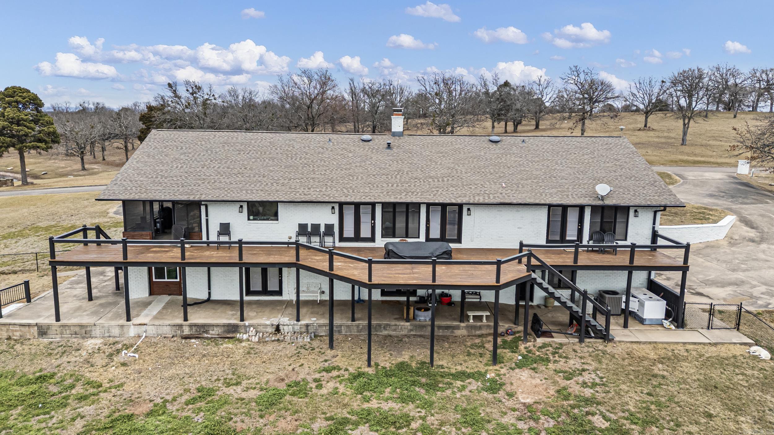 SUMMIT ESTATES - Residential