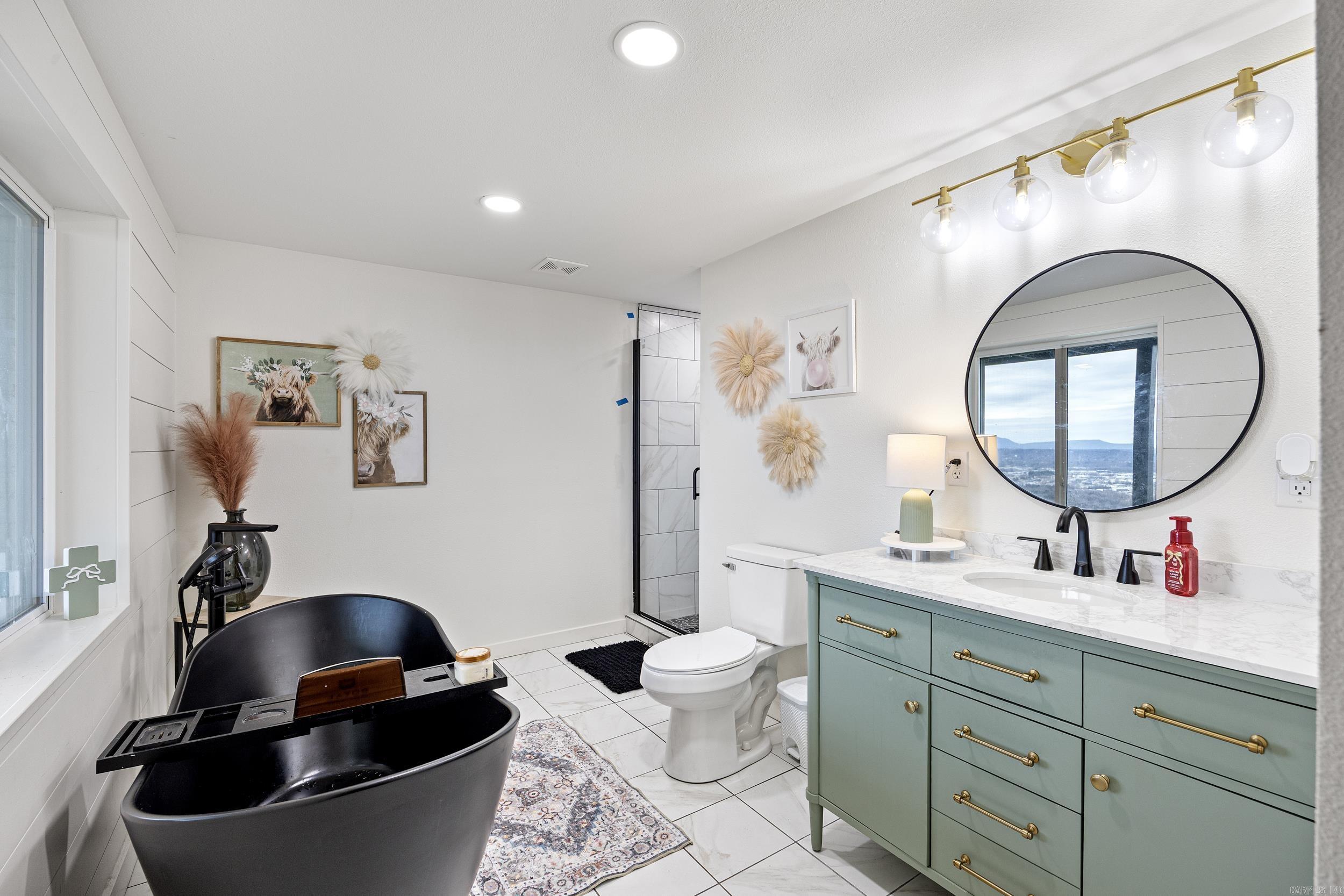 SUMMIT ESTATES - Residential