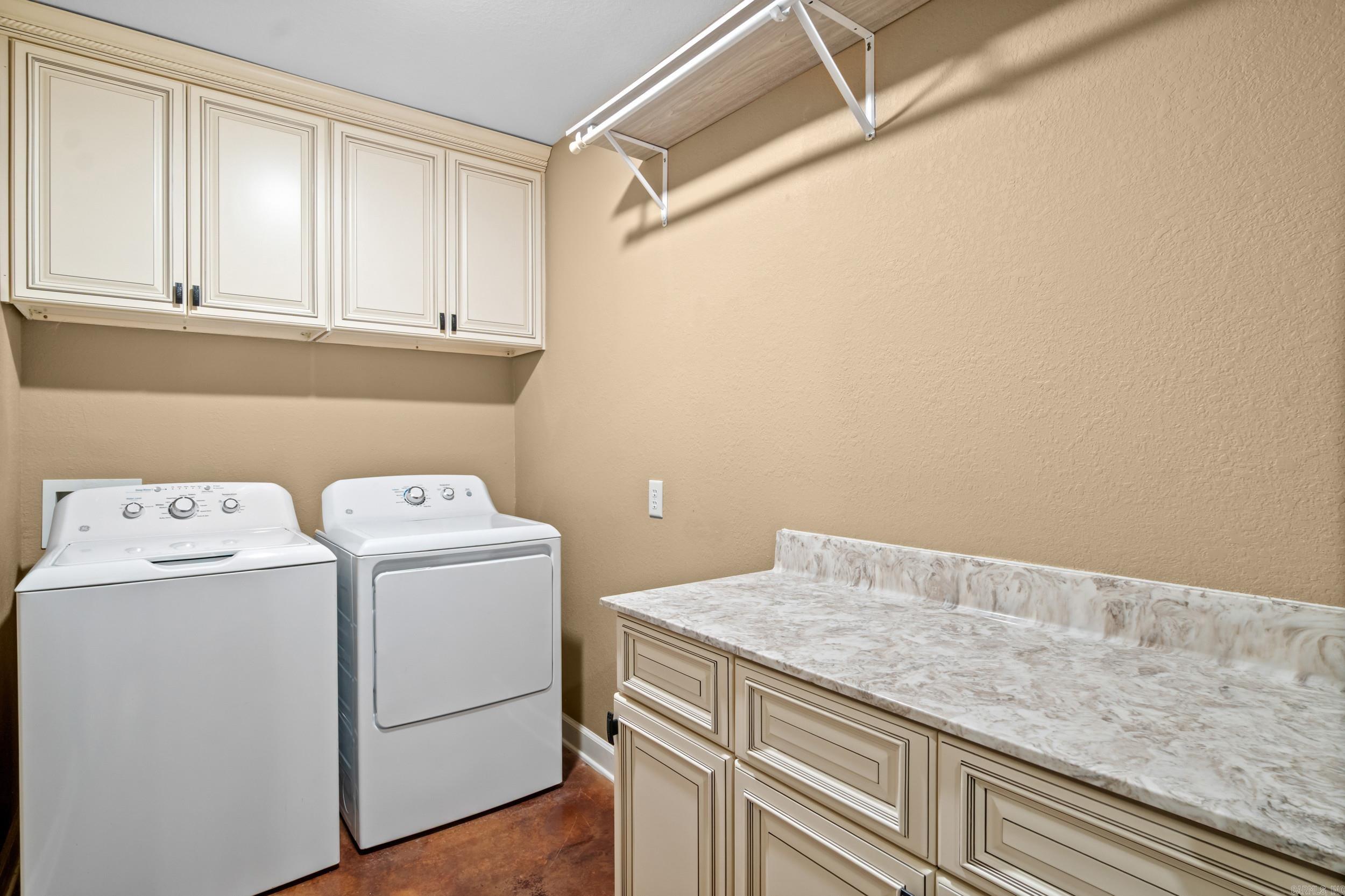 COZAC-KASH ACRES - Residential