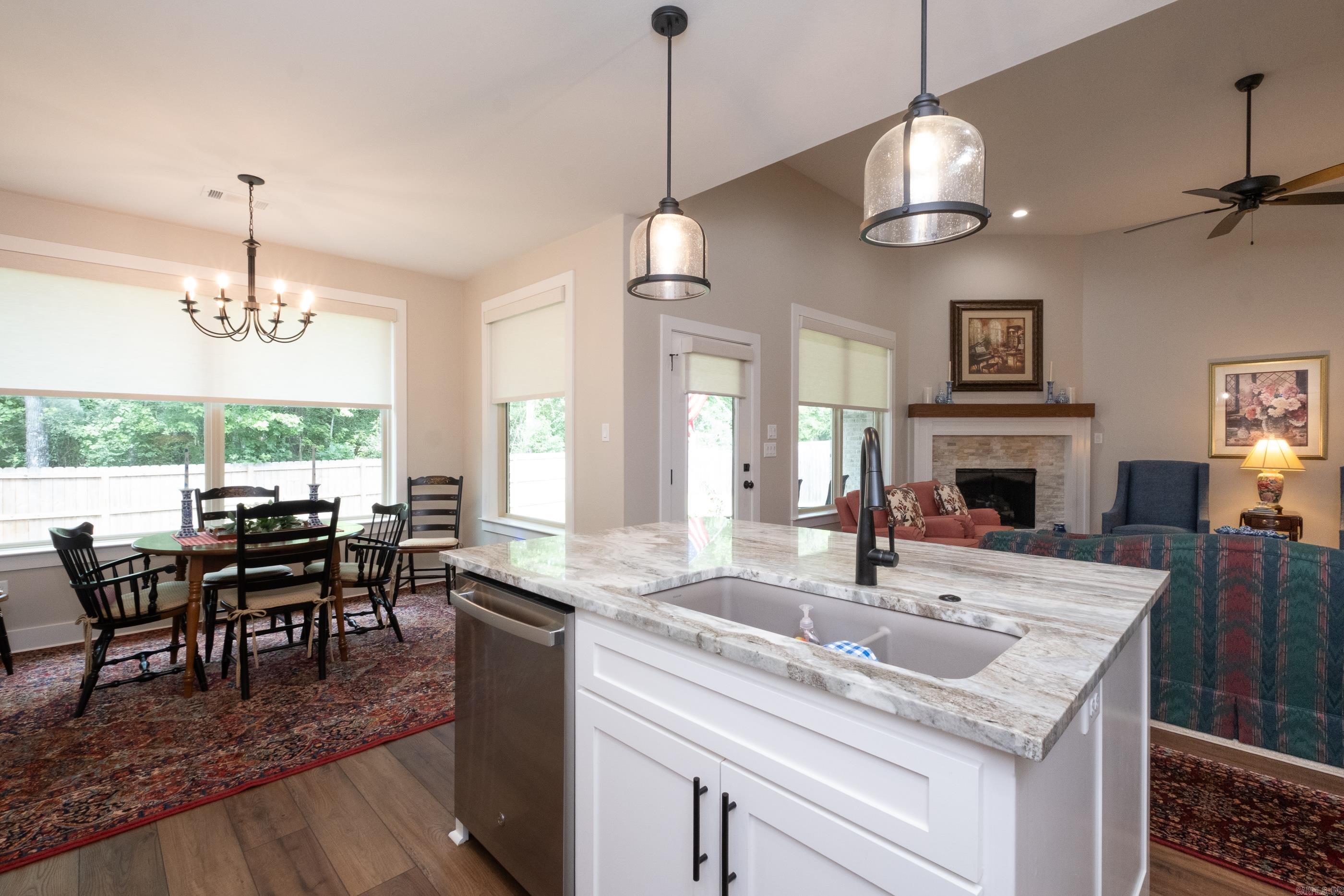 STONEBROOK - Residential