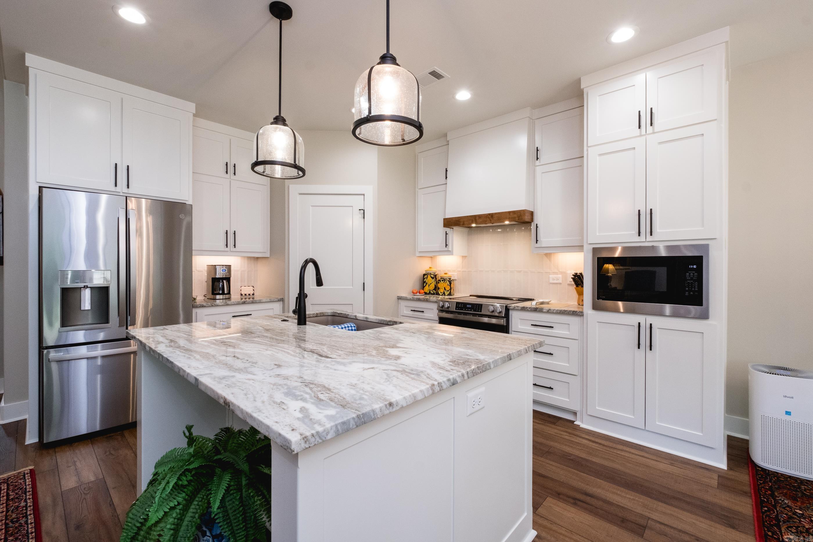 STONEBROOK - Residential