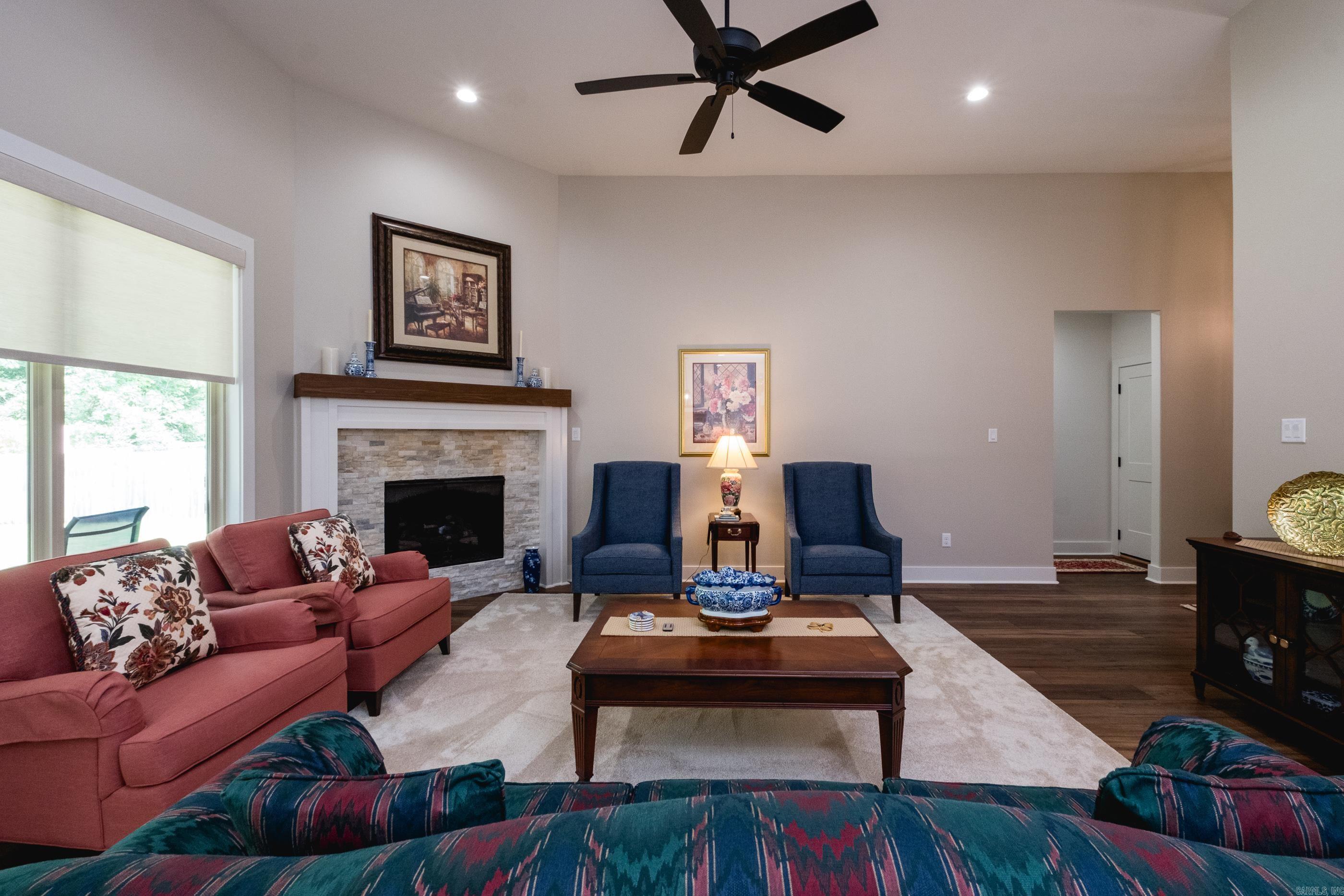 STONEBROOK - Residential