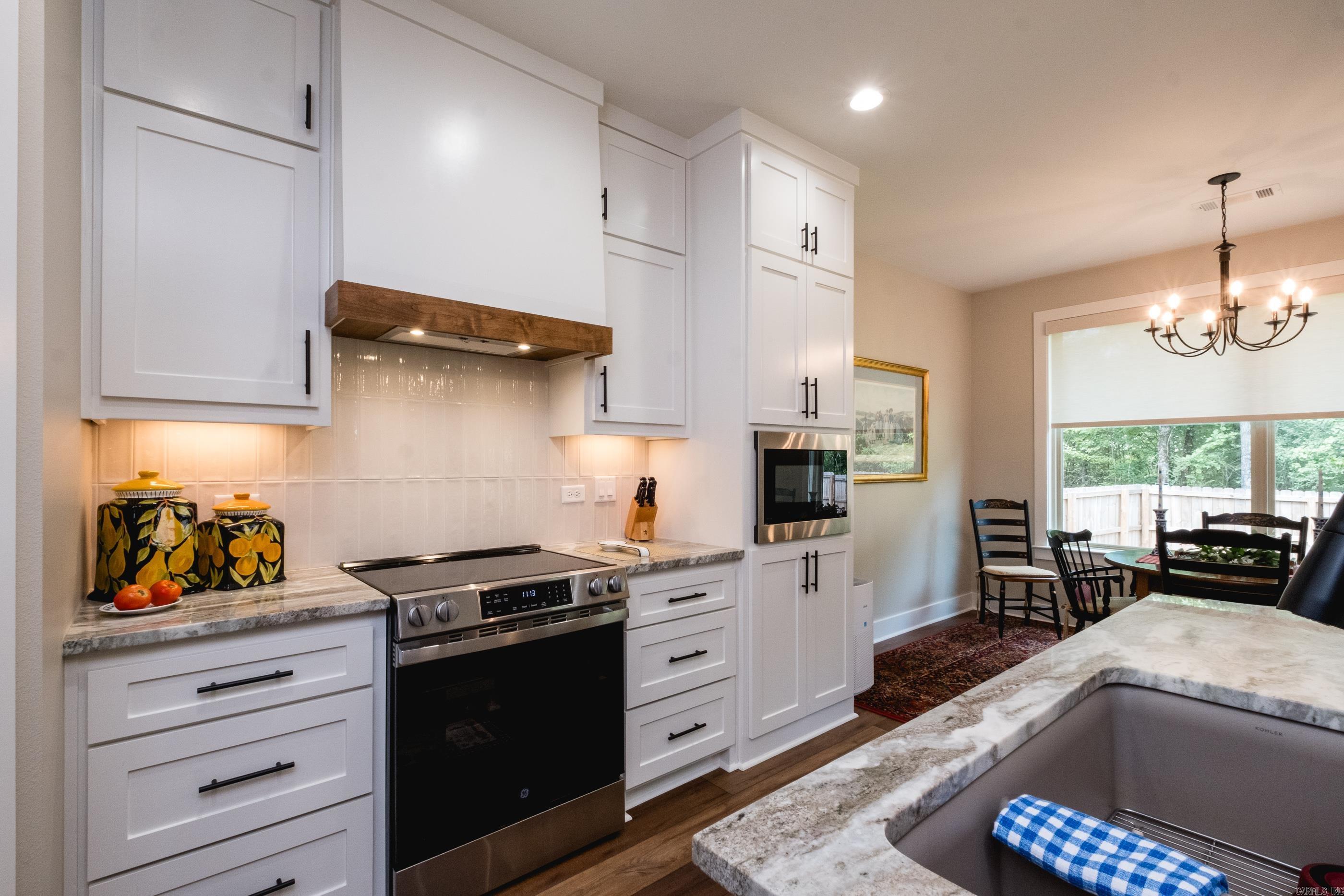 STONEBROOK - Residential
