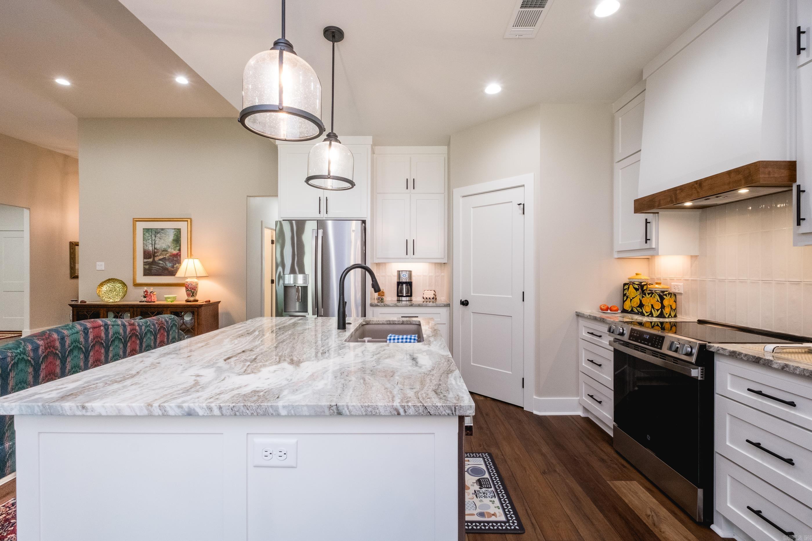 STONEBROOK - Residential