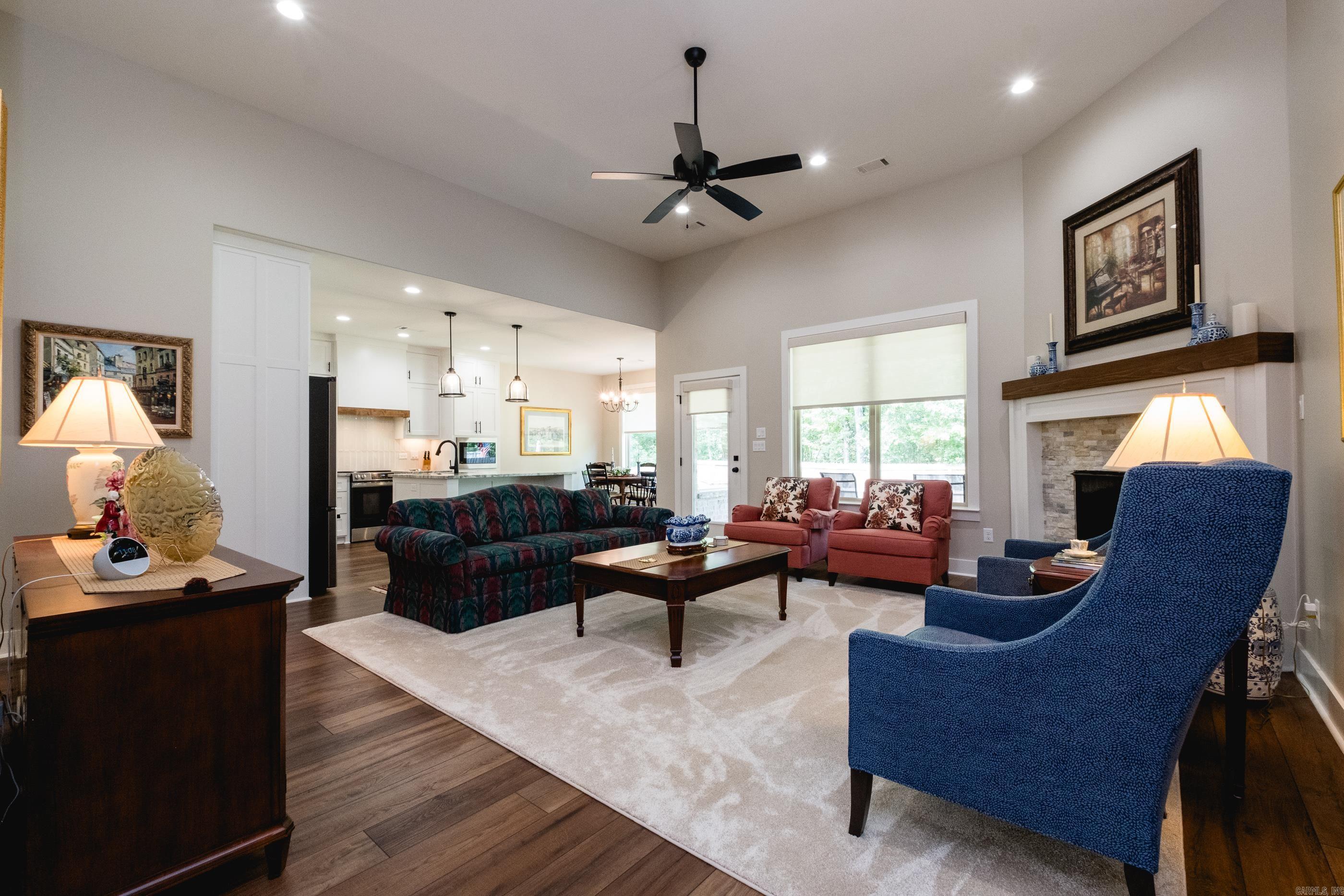 STONEBROOK - Residential
