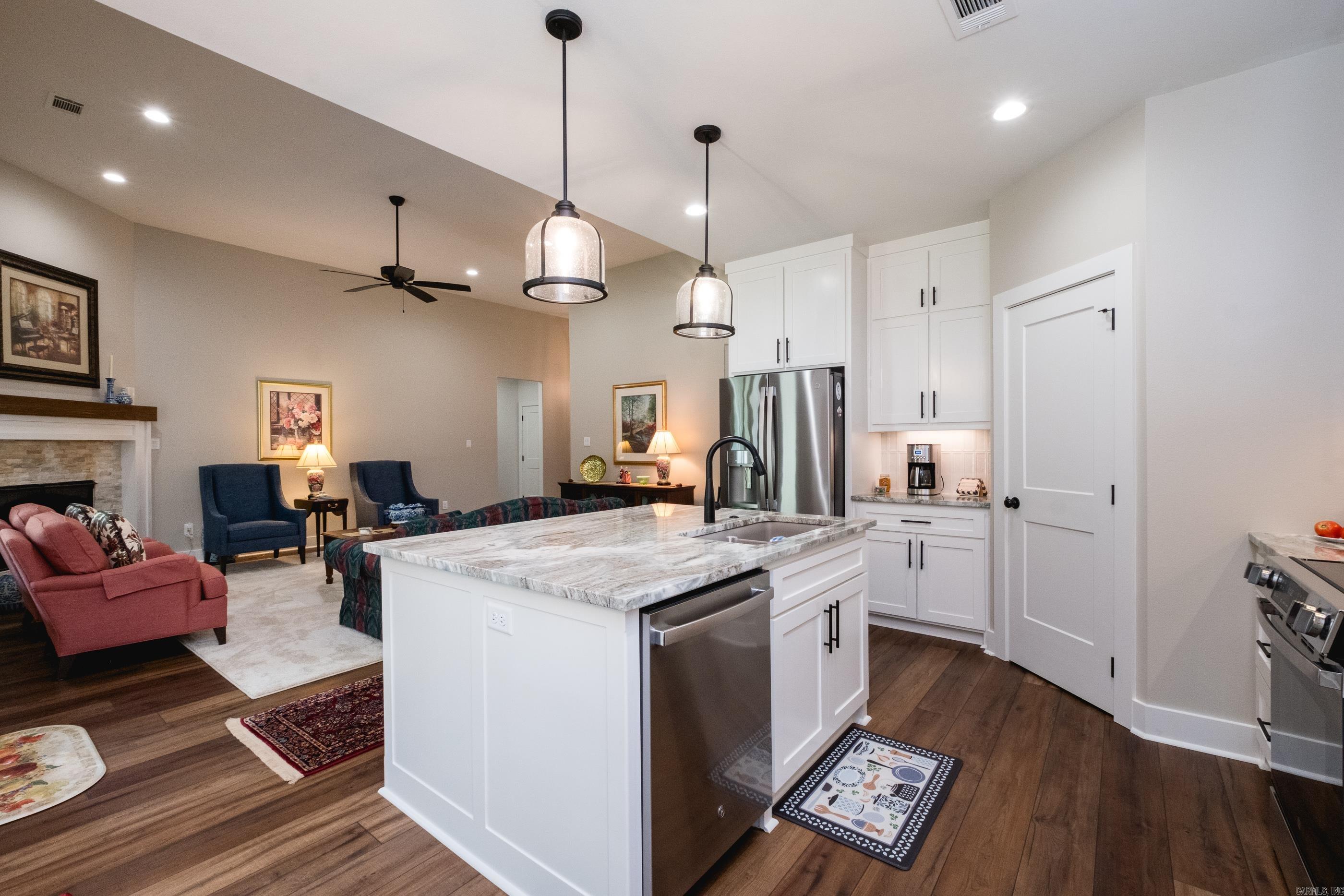 STONEBROOK - Residential