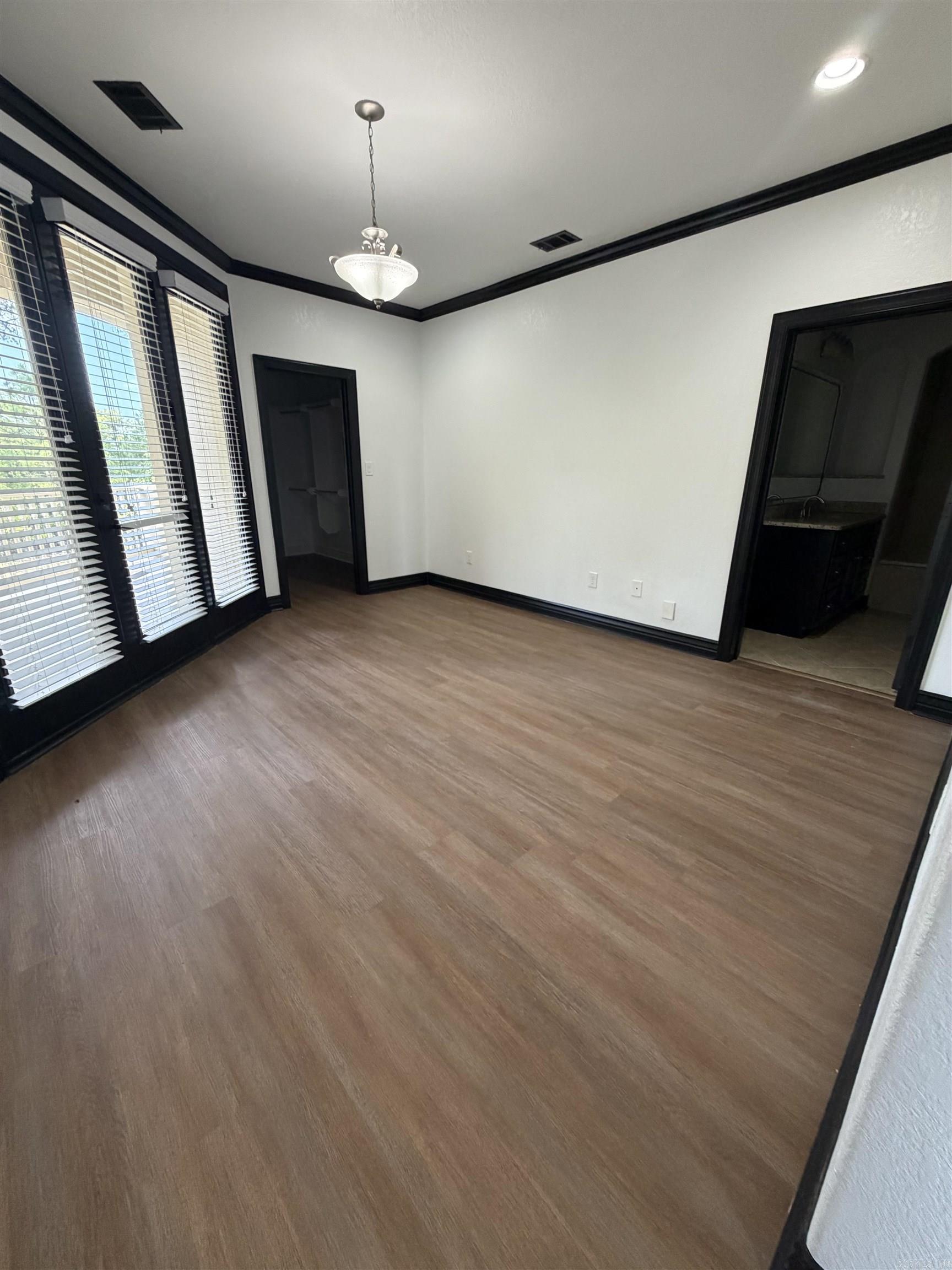 CHENAL VALLEY DEAUVILLE PLACE - Residential