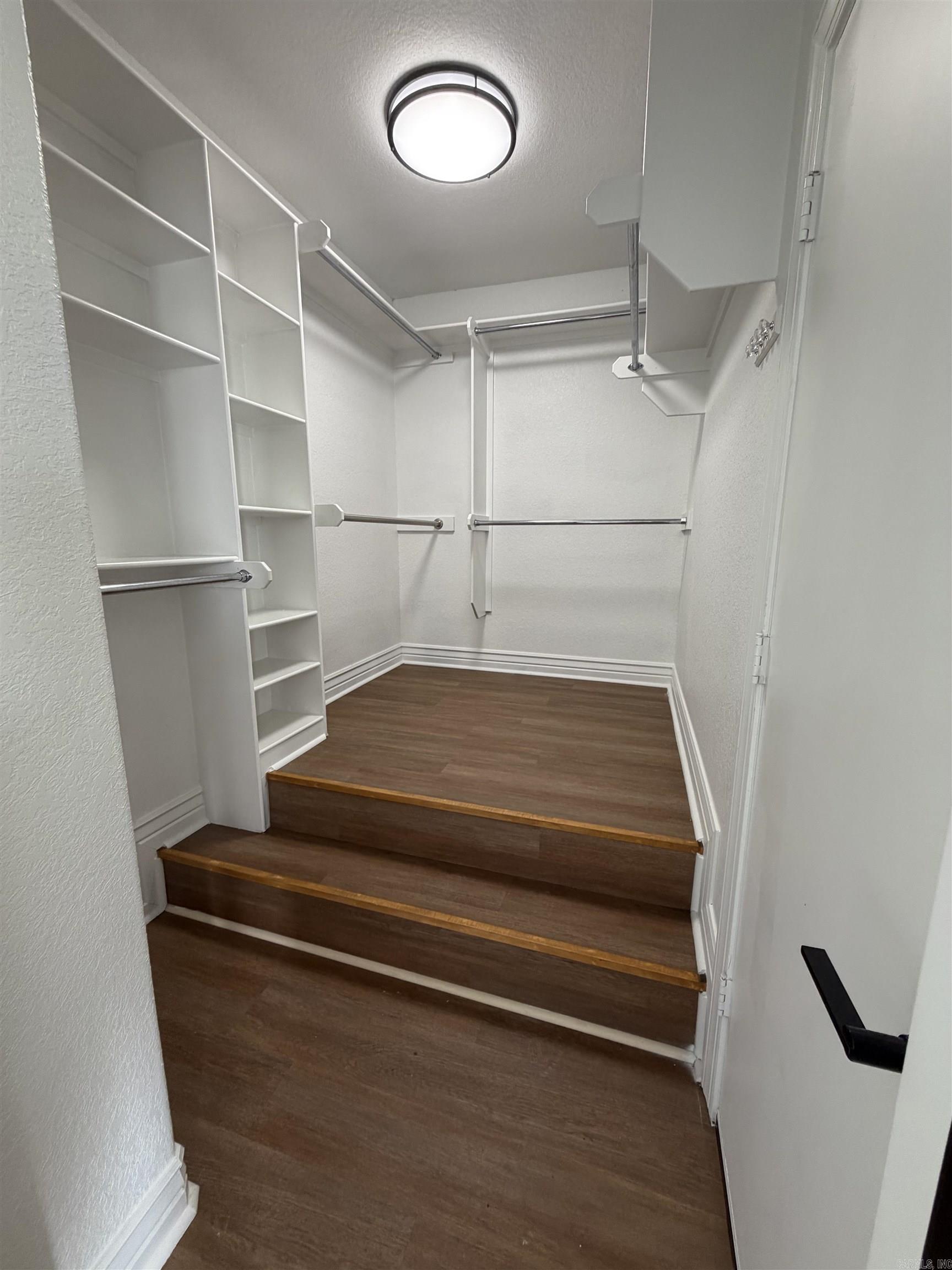 CHENAL VALLEY DEAUVILLE PLACE - Residential