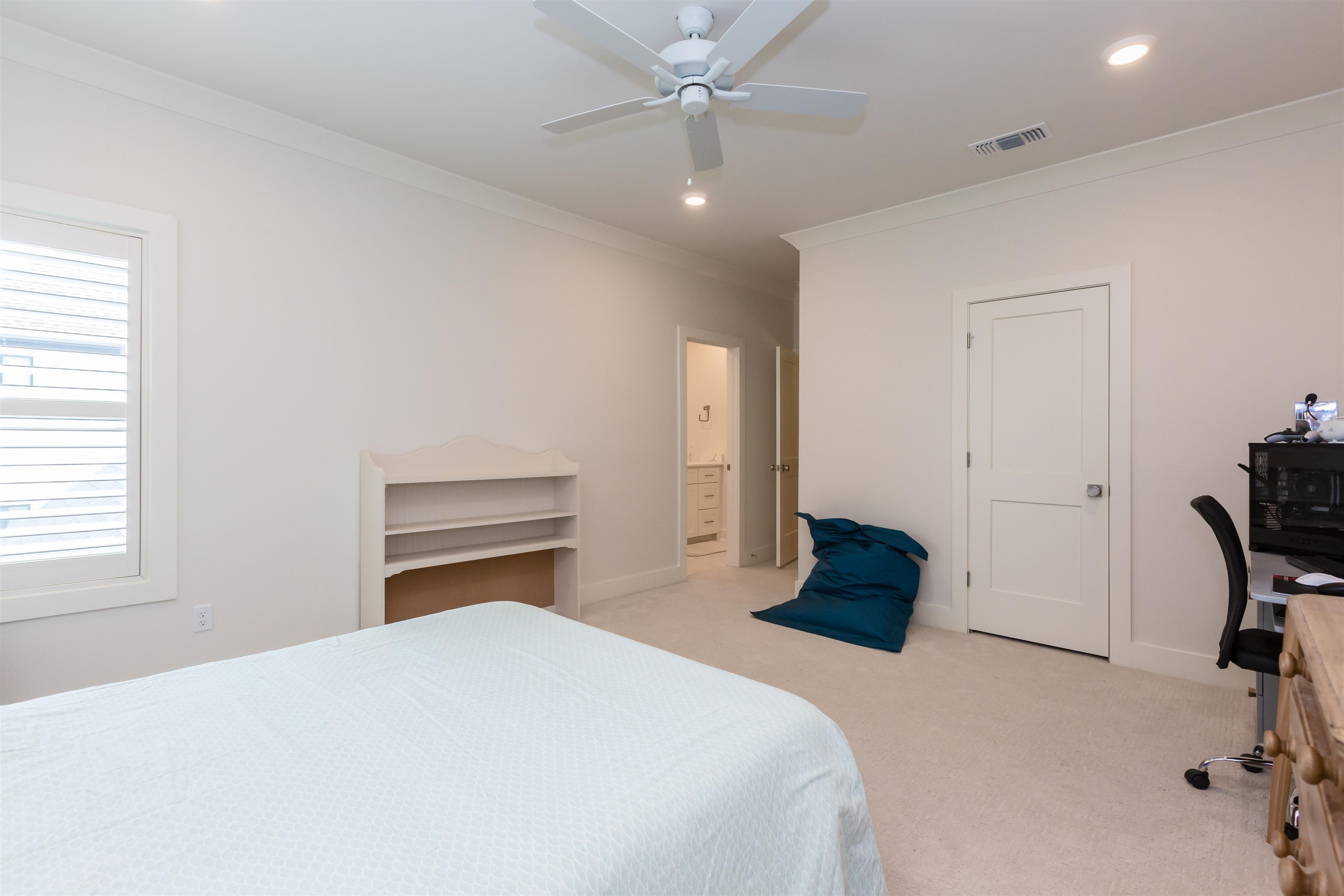 CHENAL VALLEY "FALSTONE COURT" - Residential