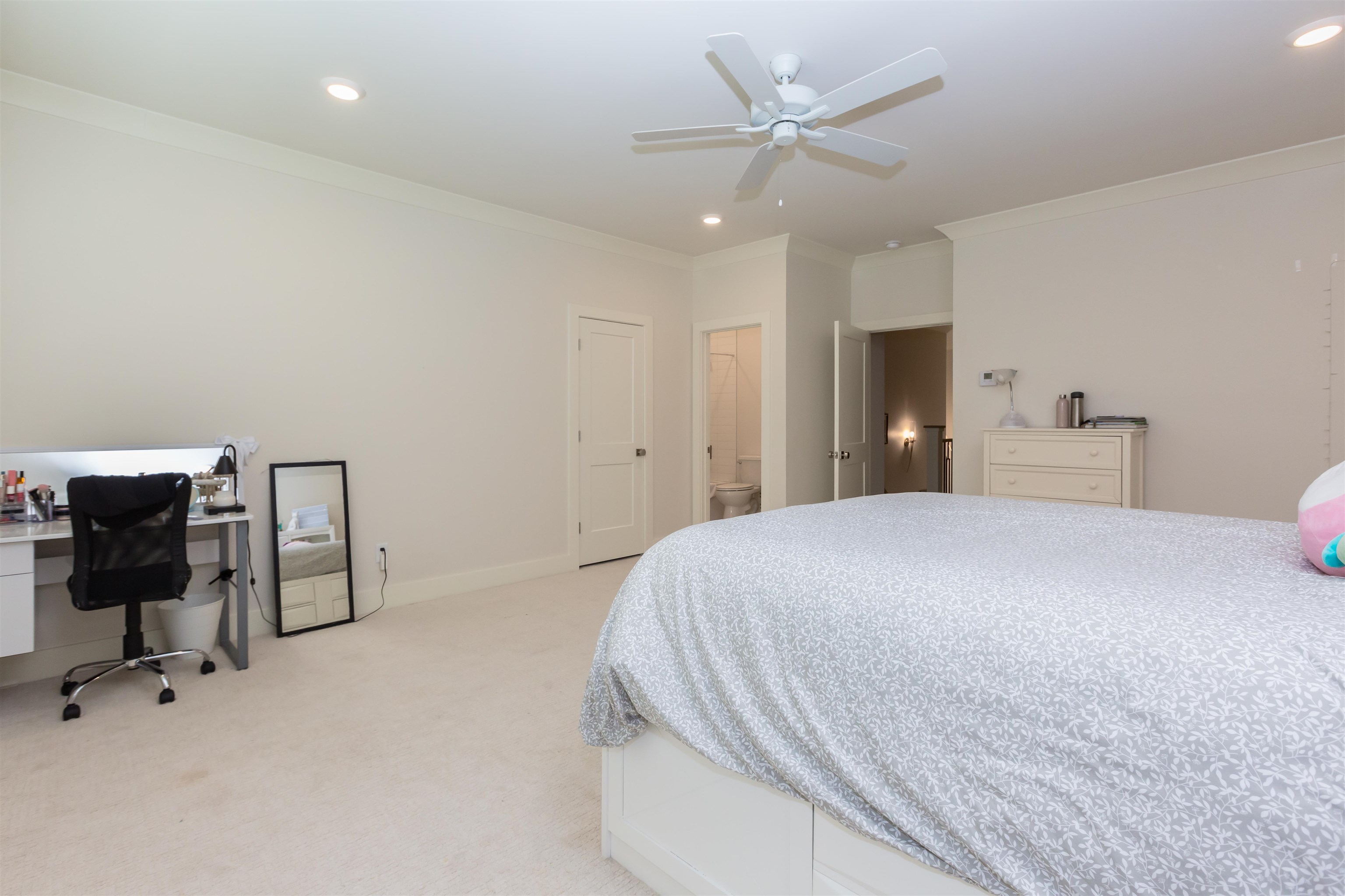 CHENAL VALLEY "FALSTONE COURT" - Residential