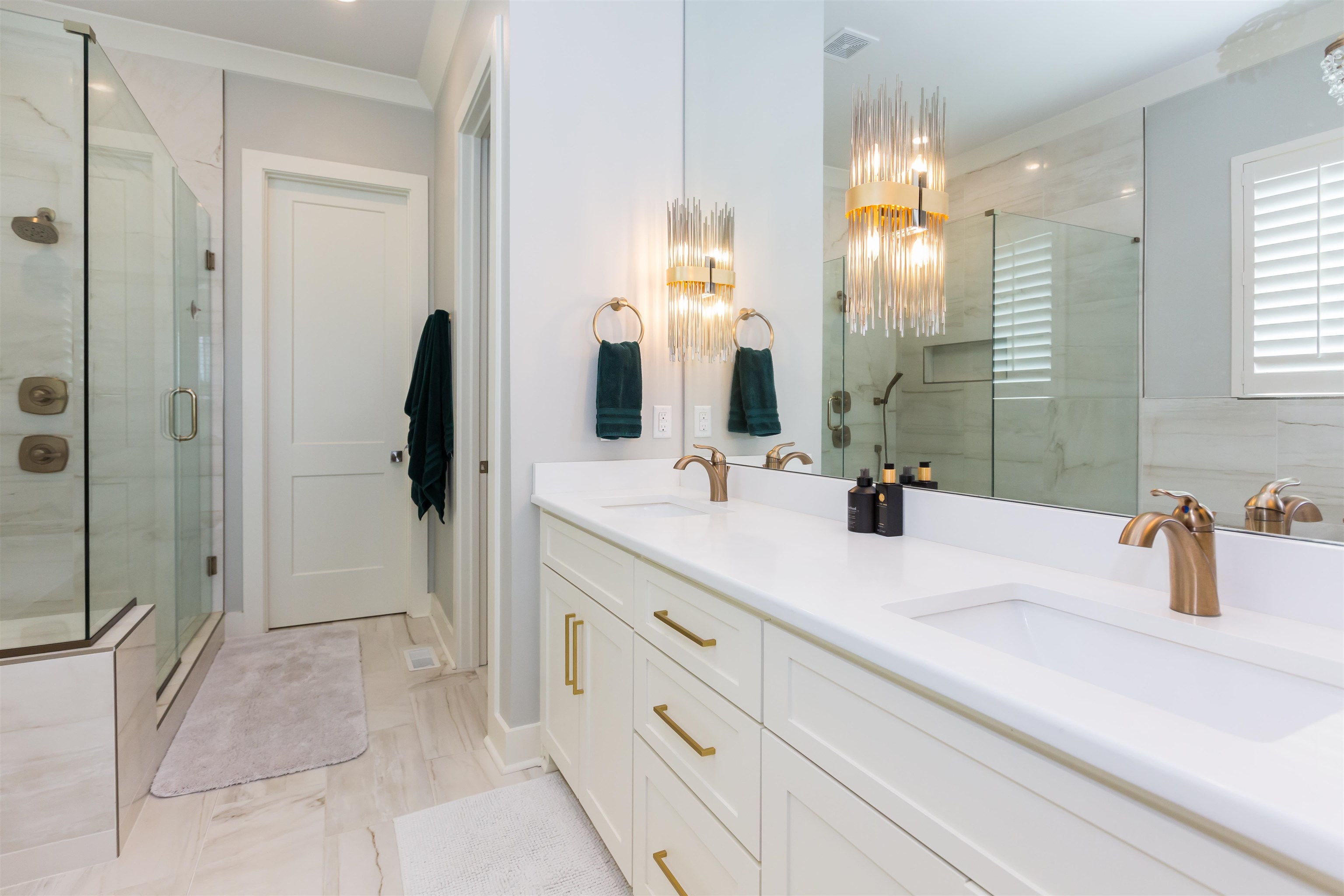 CHENAL VALLEY "FALSTONE COURT" - Residential