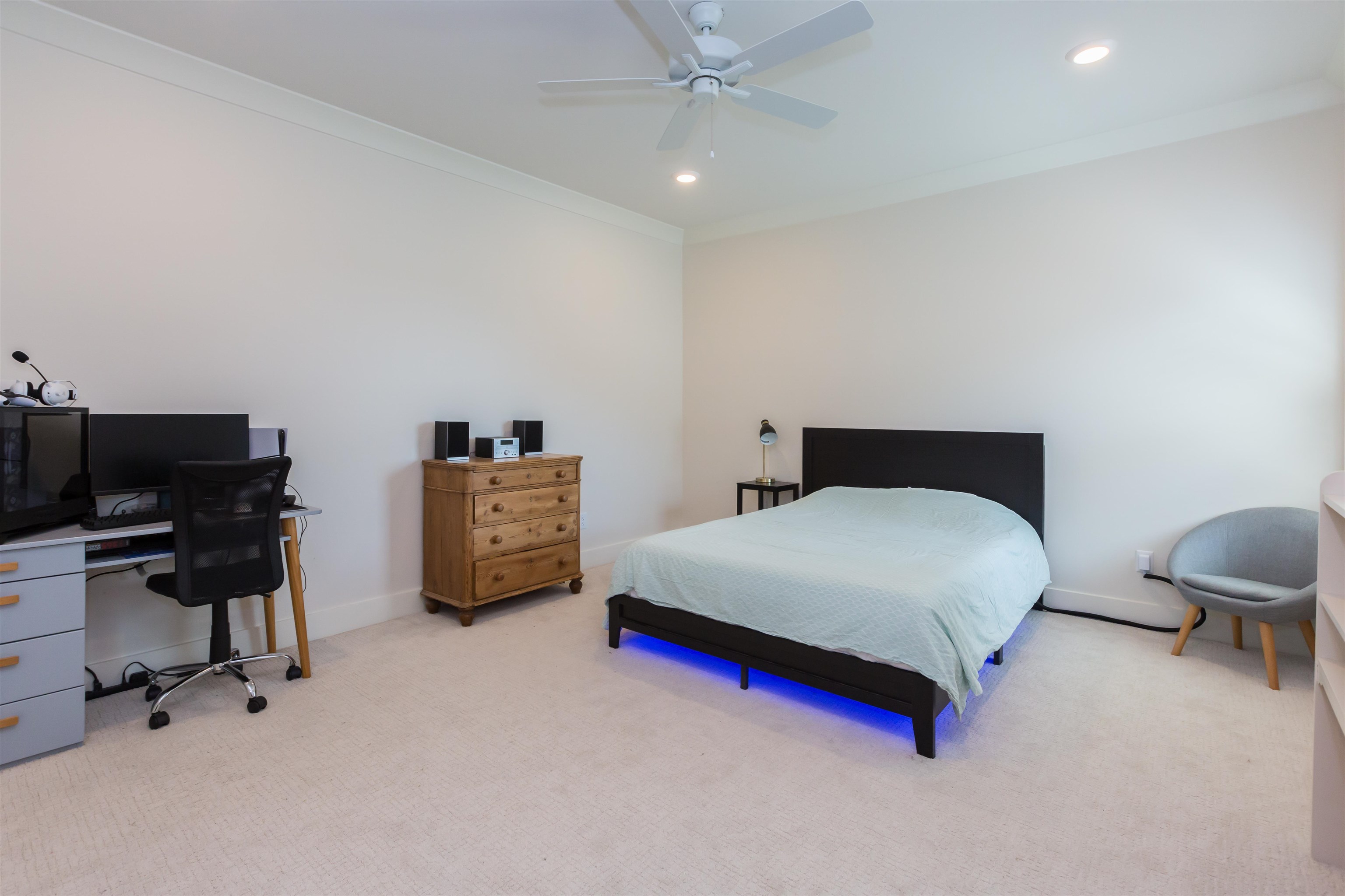 CHENAL VALLEY "FALSTONE COURT" - Residential