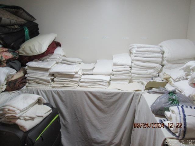 Clinton Original - Commercial Sale