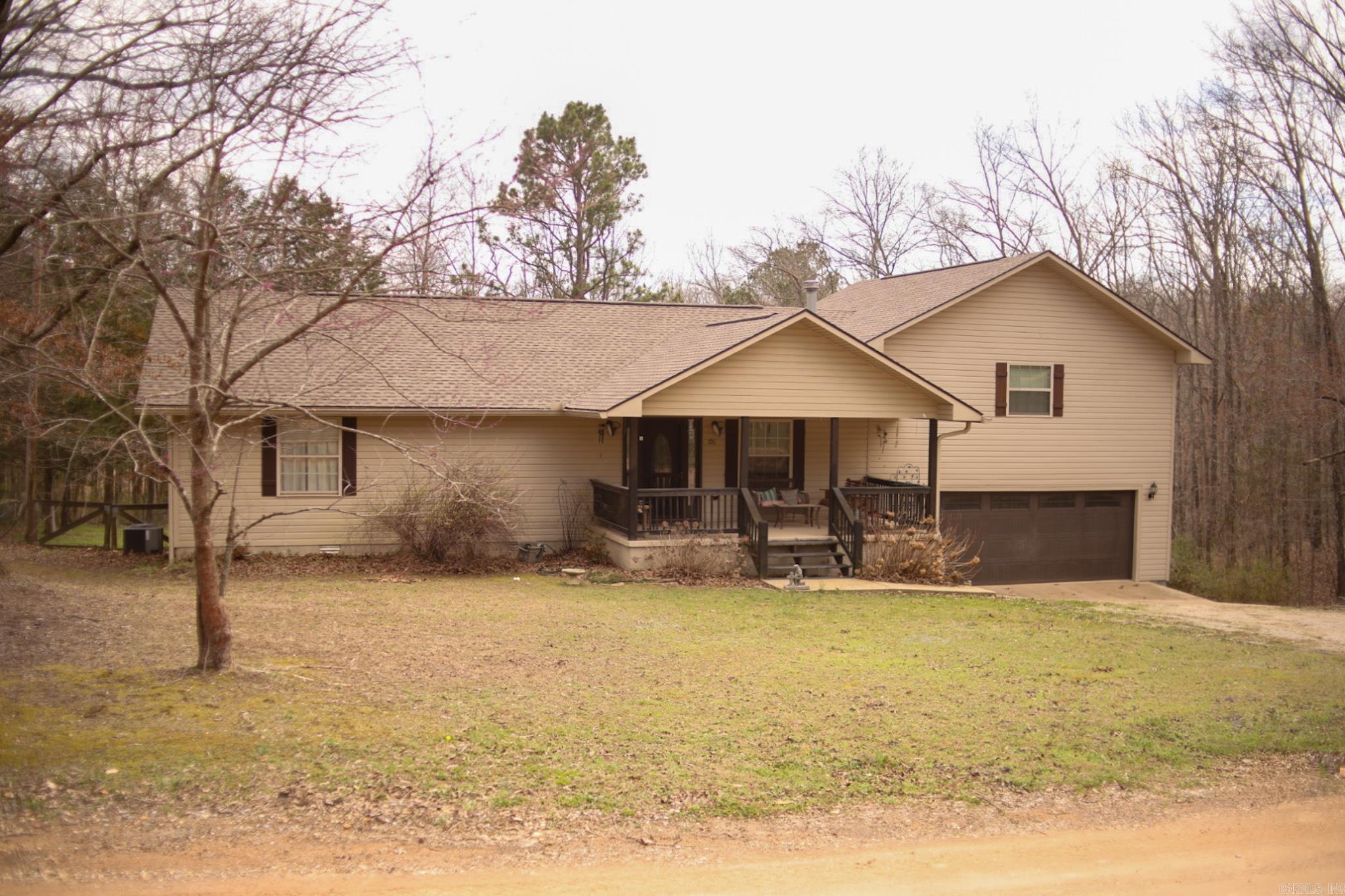 ROLLING HILLS - Residential