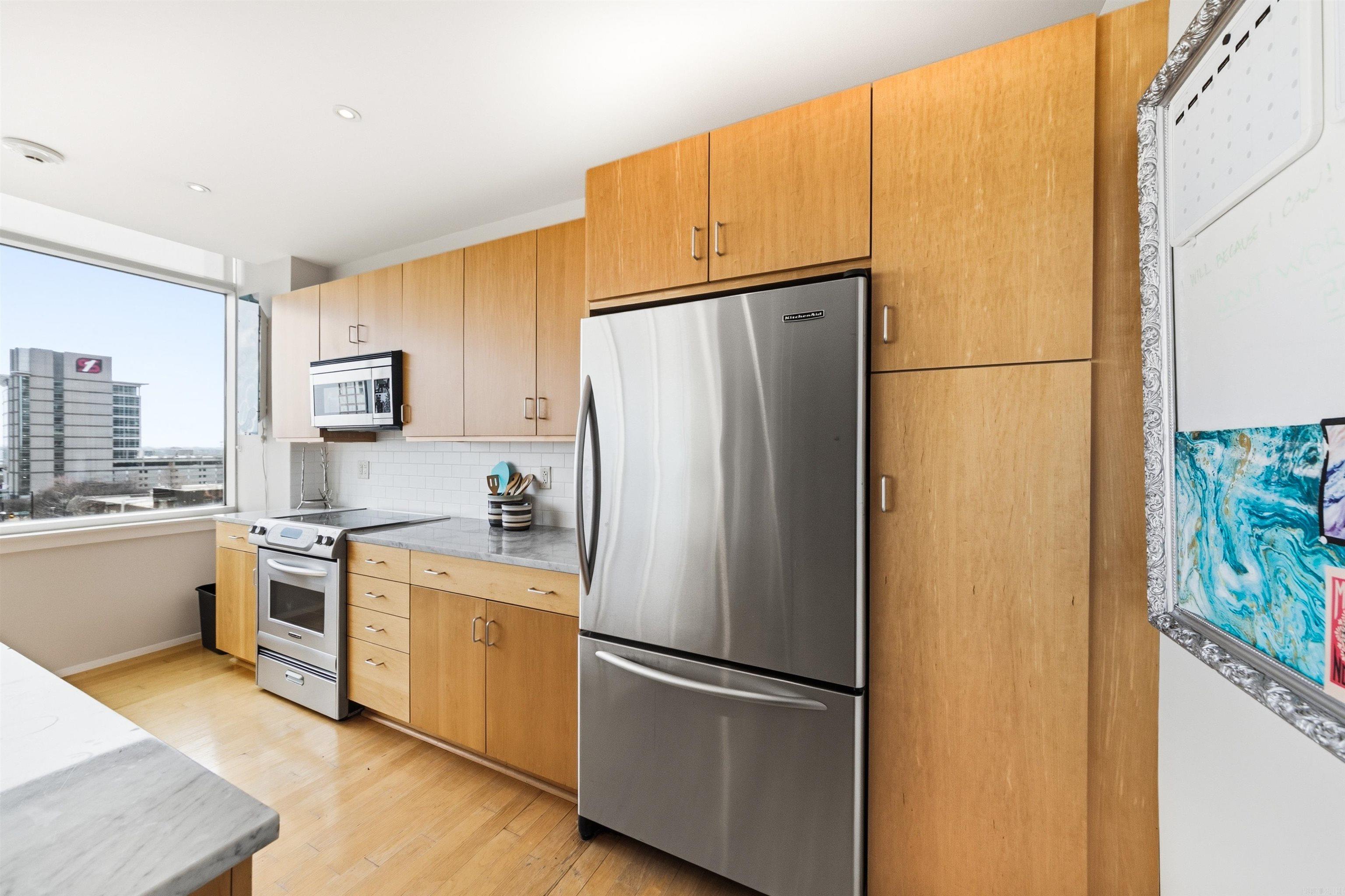 300 THIRD HPR - Residential