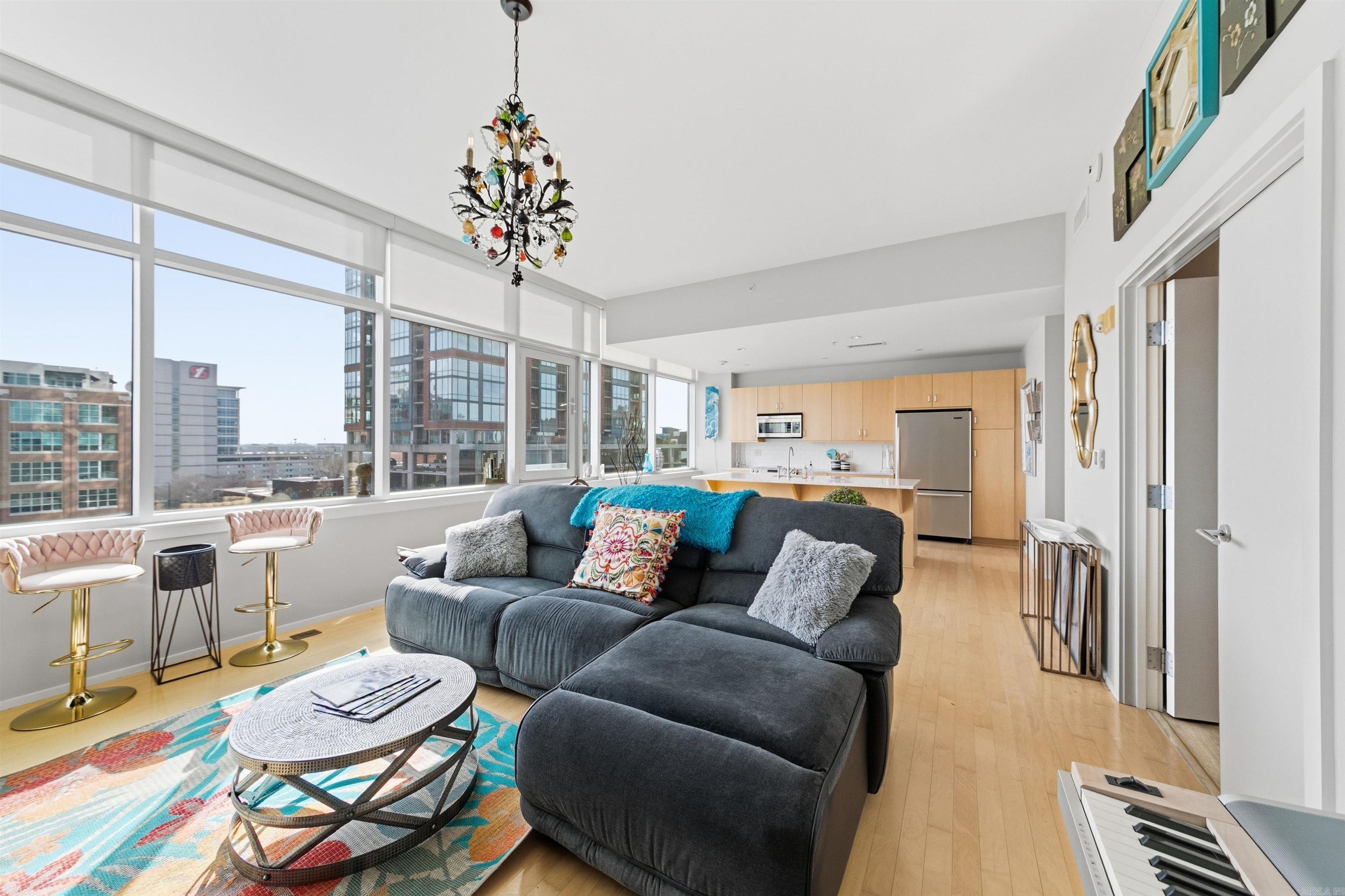 300 THIRD HPR - Residential
