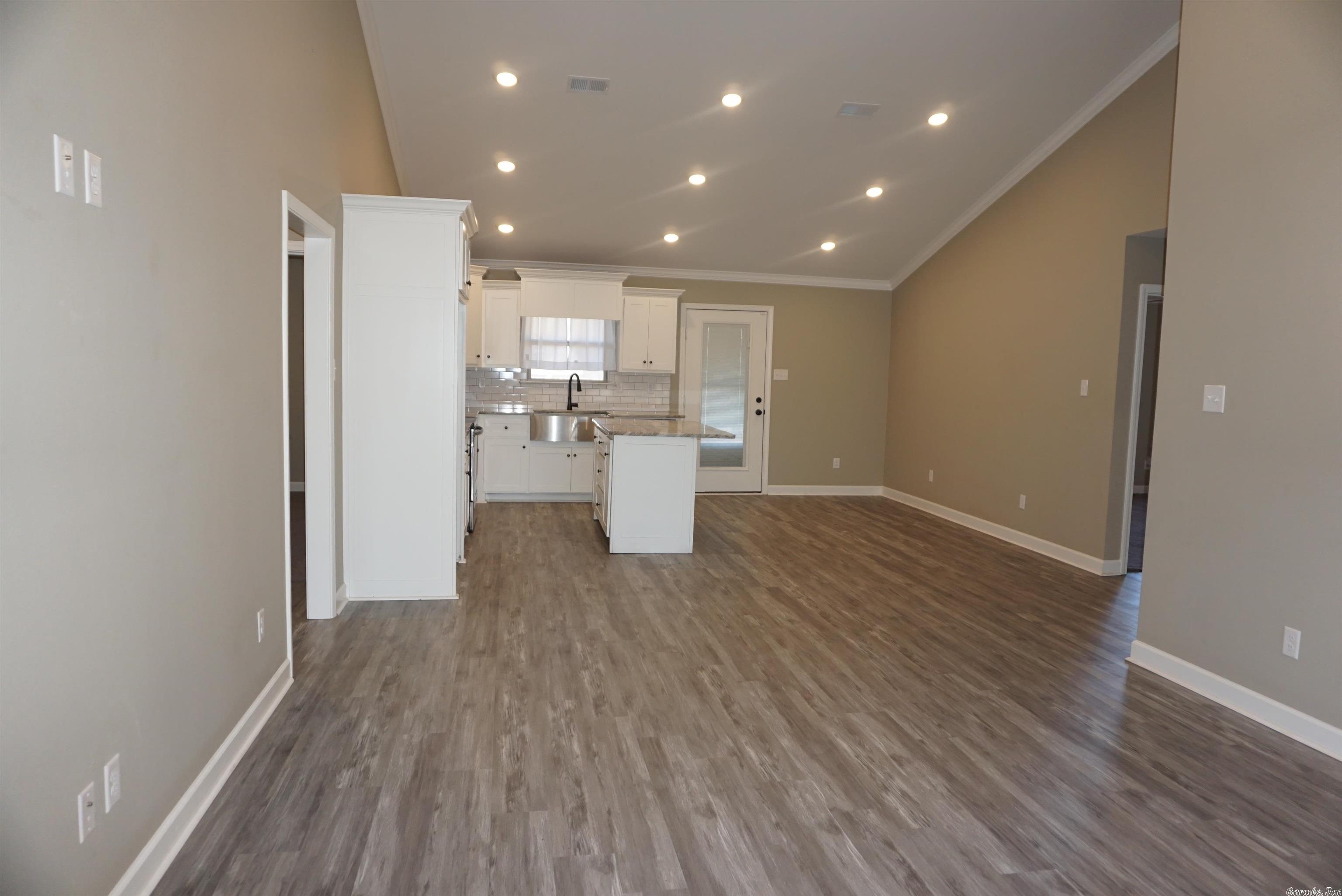 LILLY ANN PLACE - Residential