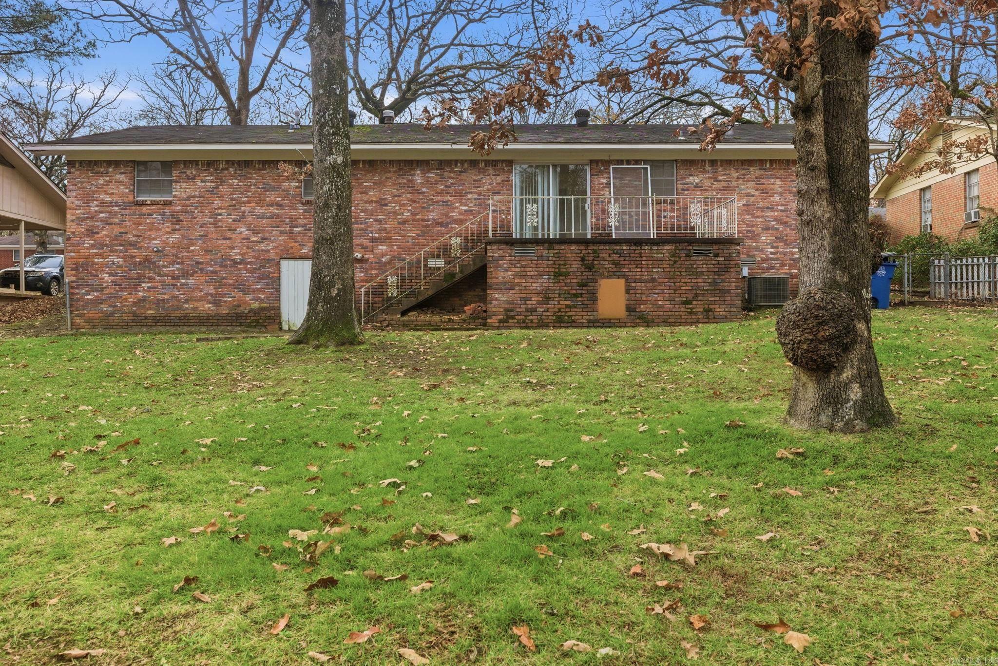 LAKEWOOD - Residential
