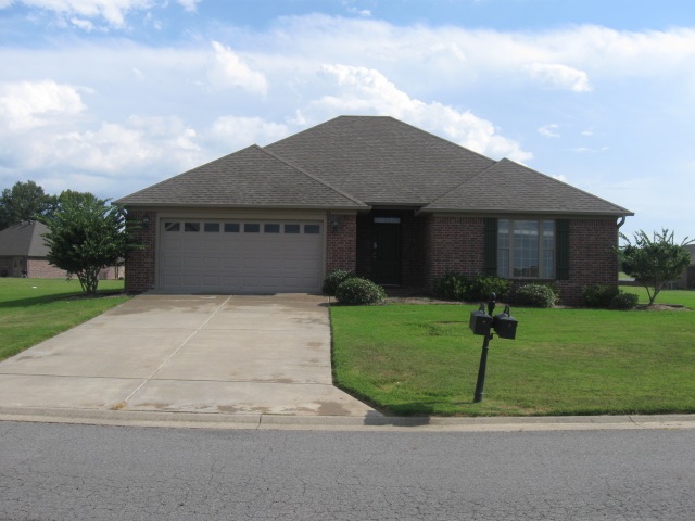 Saddle Creek - Residential