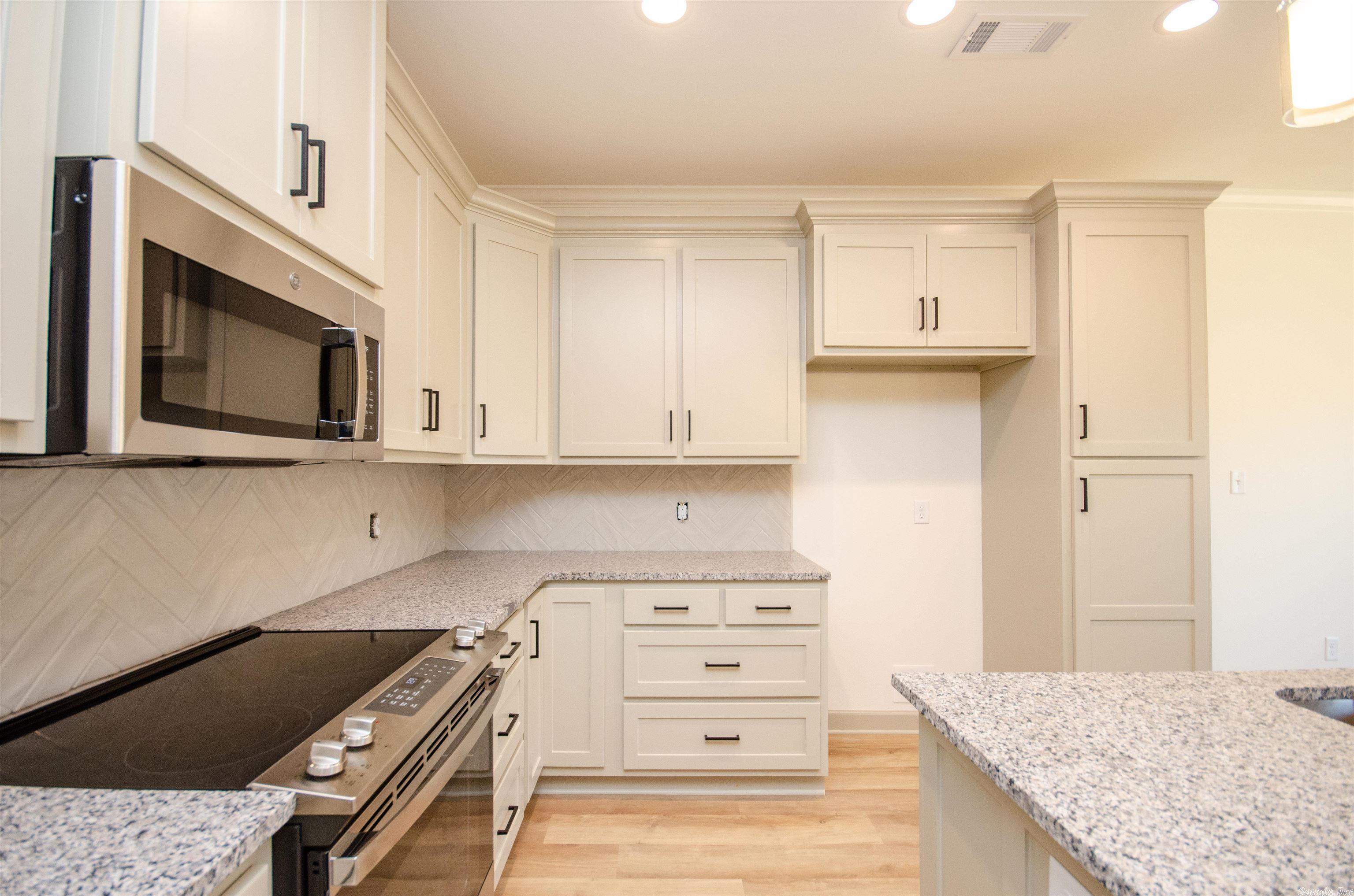 LEWIS COVE - Residential