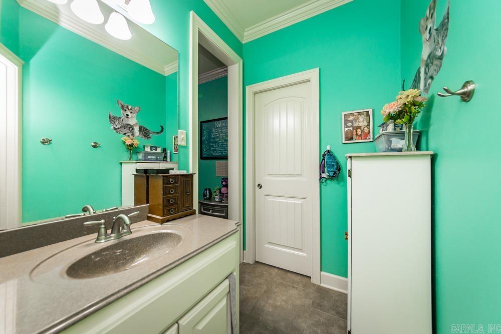 CHAPEL CREEK - Residential