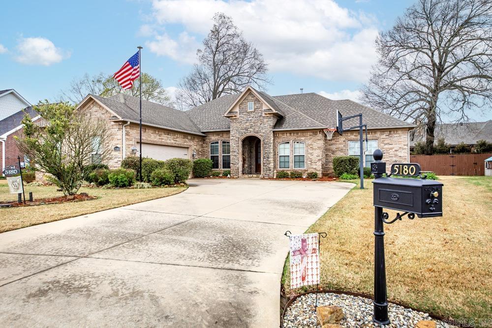 CHAPEL CREEK - Residential