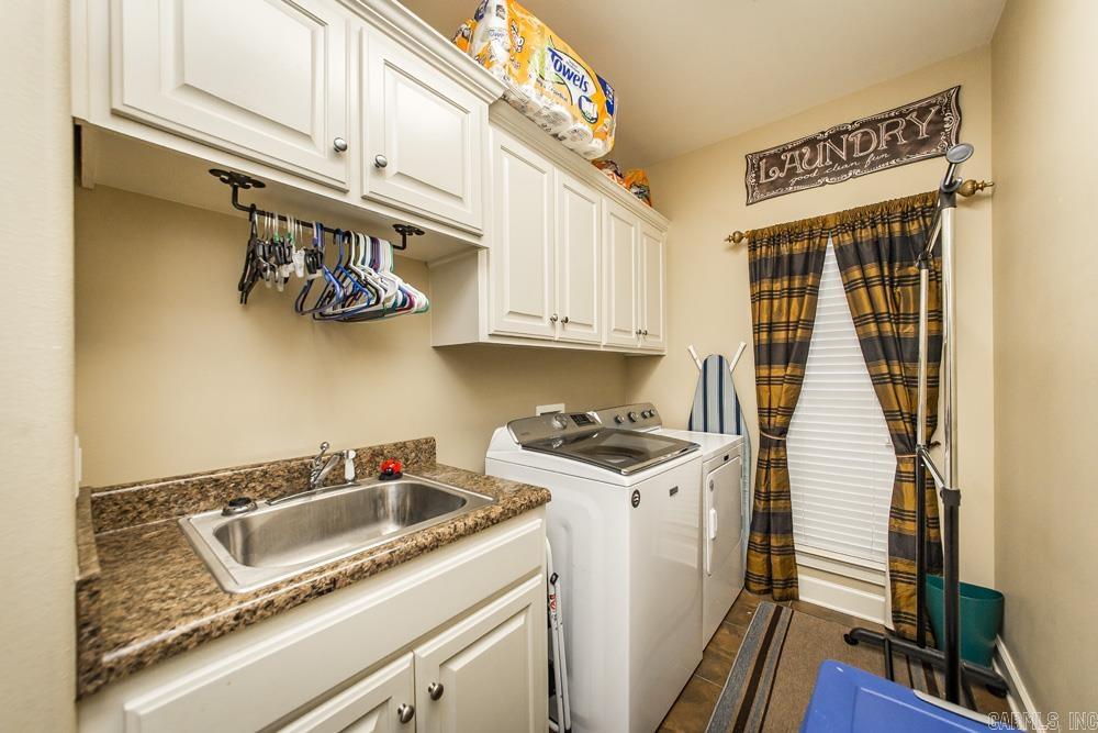 CHAPEL CREEK - Residential