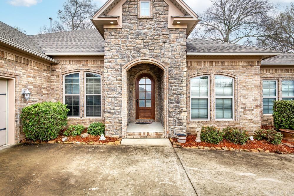 CHAPEL CREEK - Residential