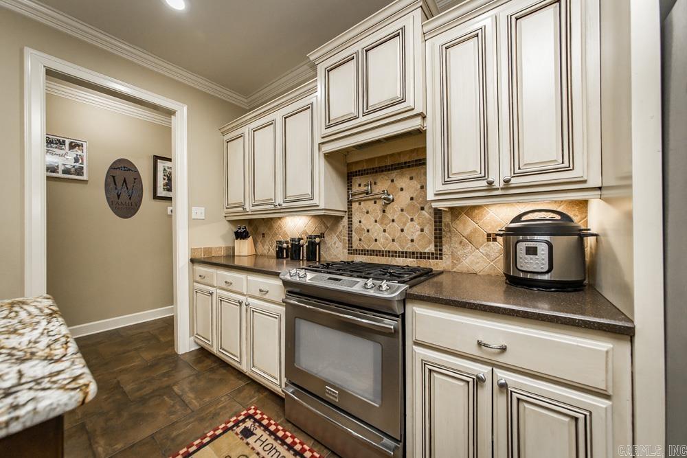 CHAPEL CREEK - Residential