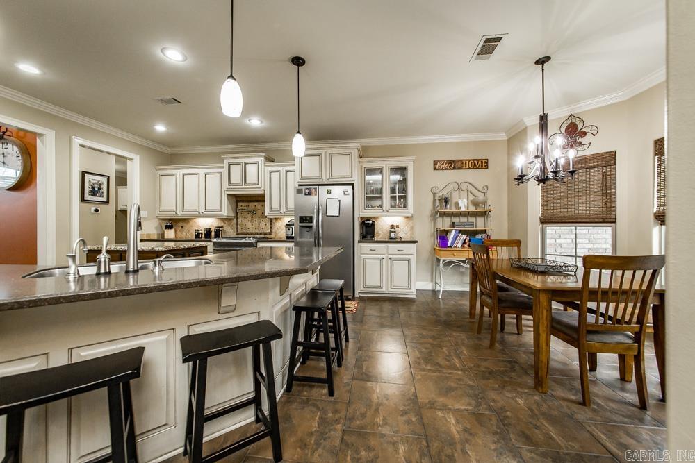 CHAPEL CREEK - Residential