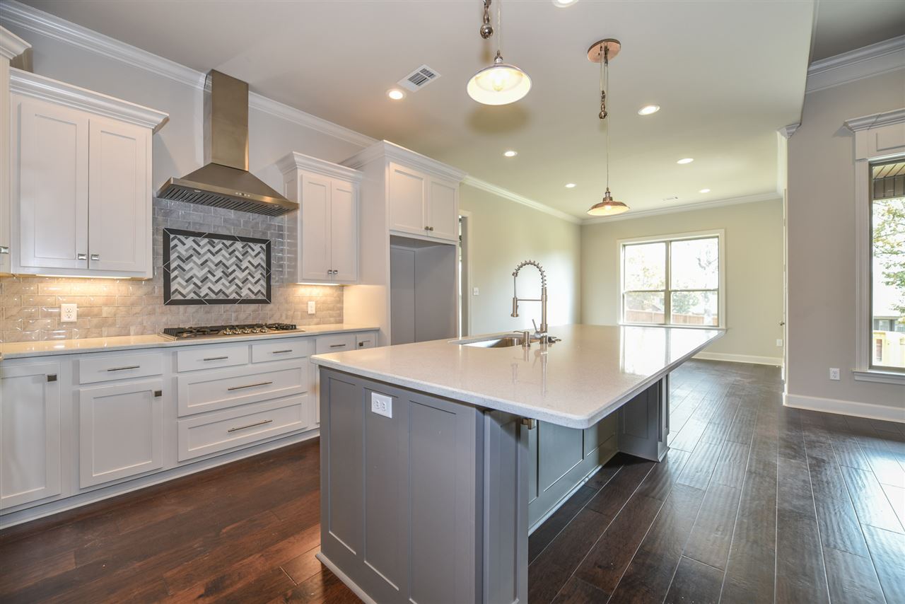 CREEKSIDE ADDN - Residential