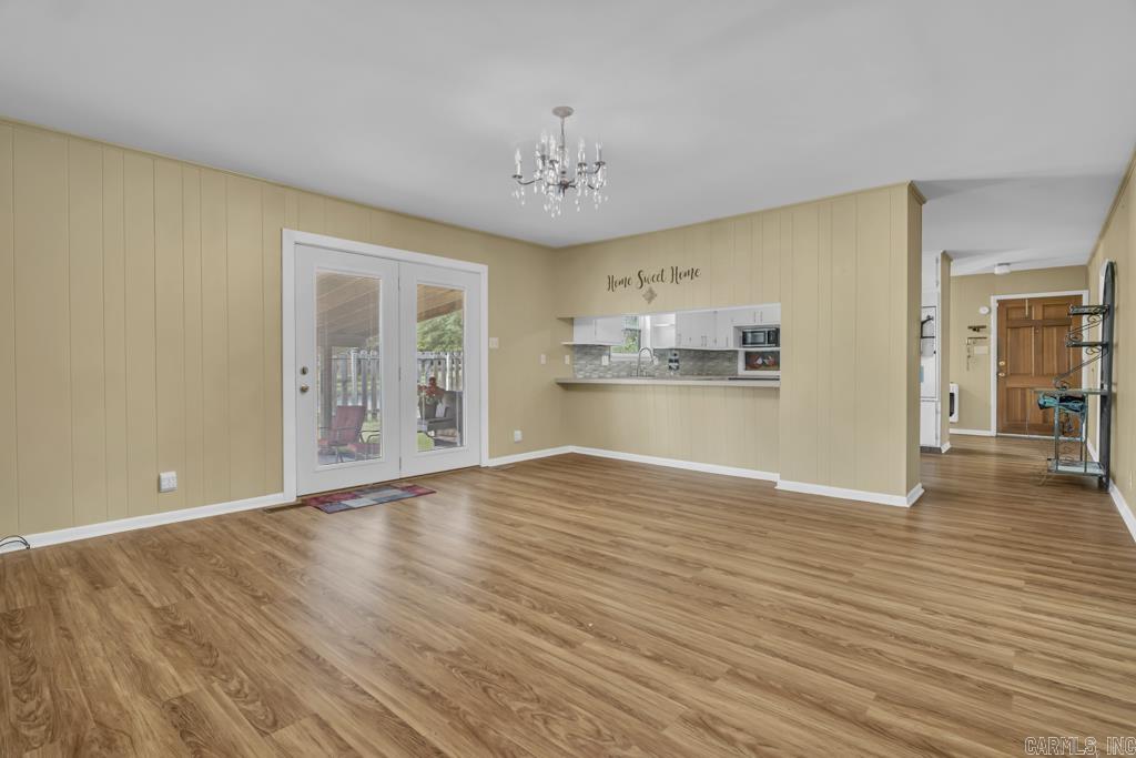 OAK HILL - Residential