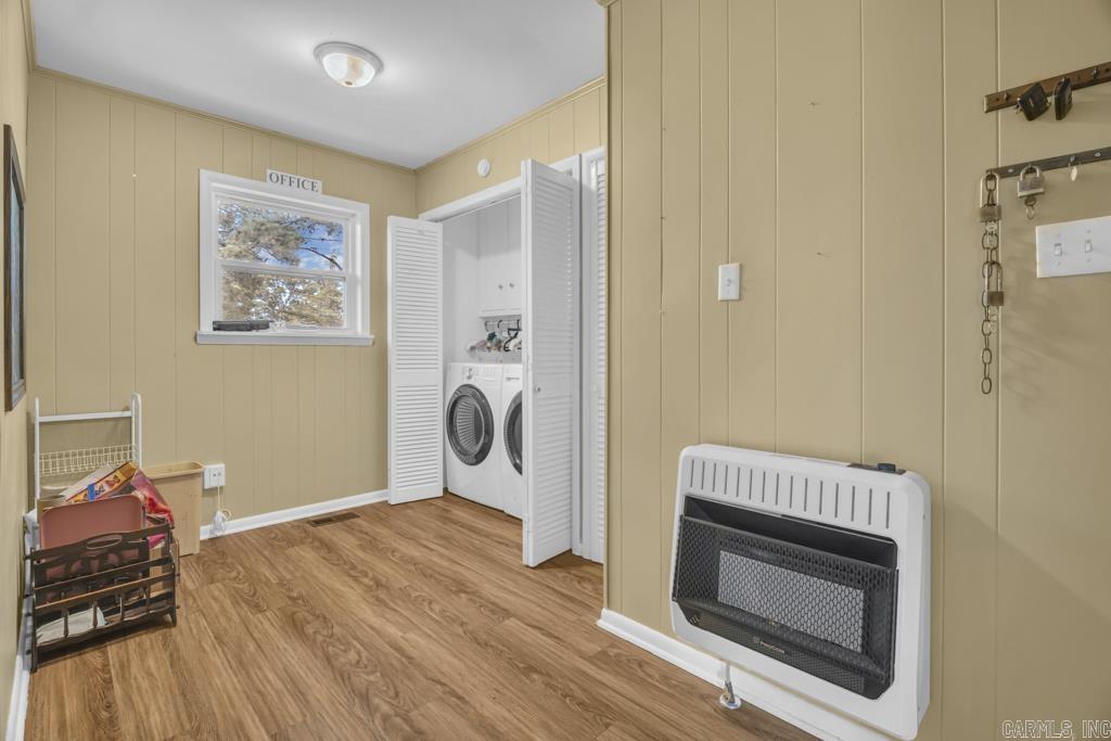 OAK HILL - Residential