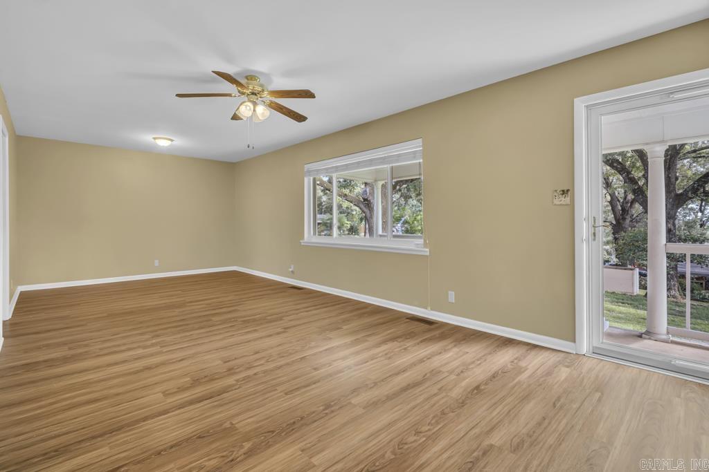 OAK HILL - Residential