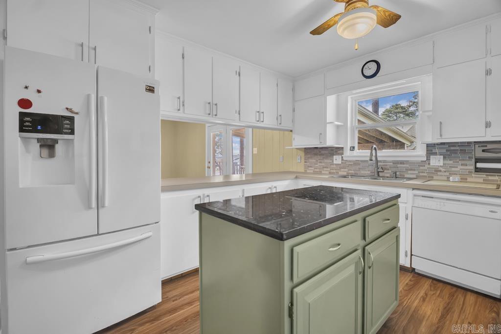 OAK HILL - Residential