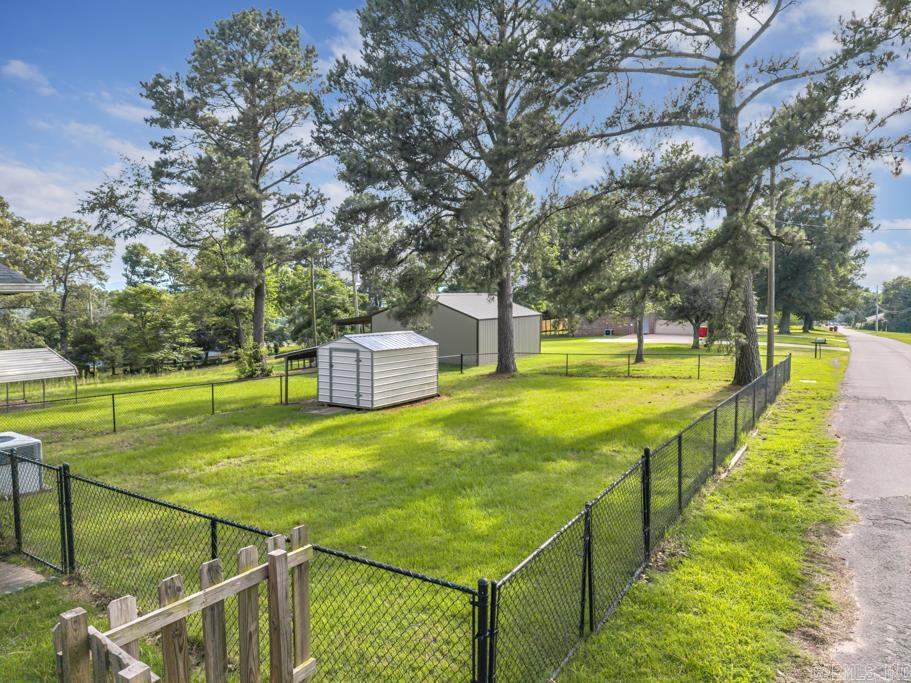 OAK HILL - Residential