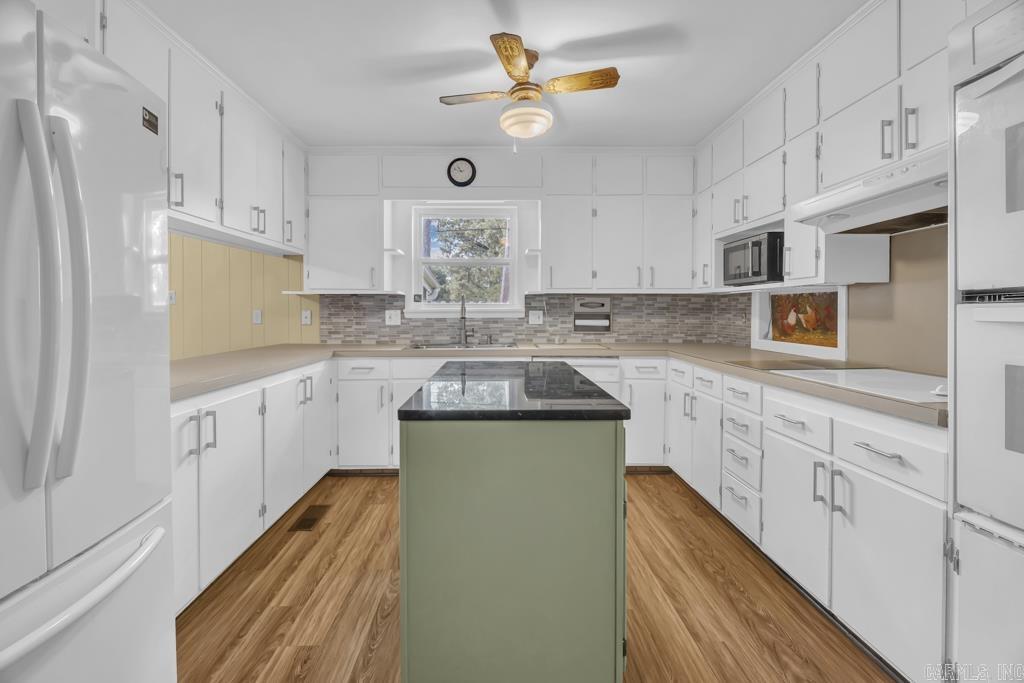 OAK HILL - Residential